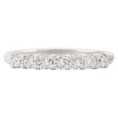 Anello a fascia di eternità in moissanite per tutti i giorni in oro bianco massiccio 18 carati Regalo per la mamma