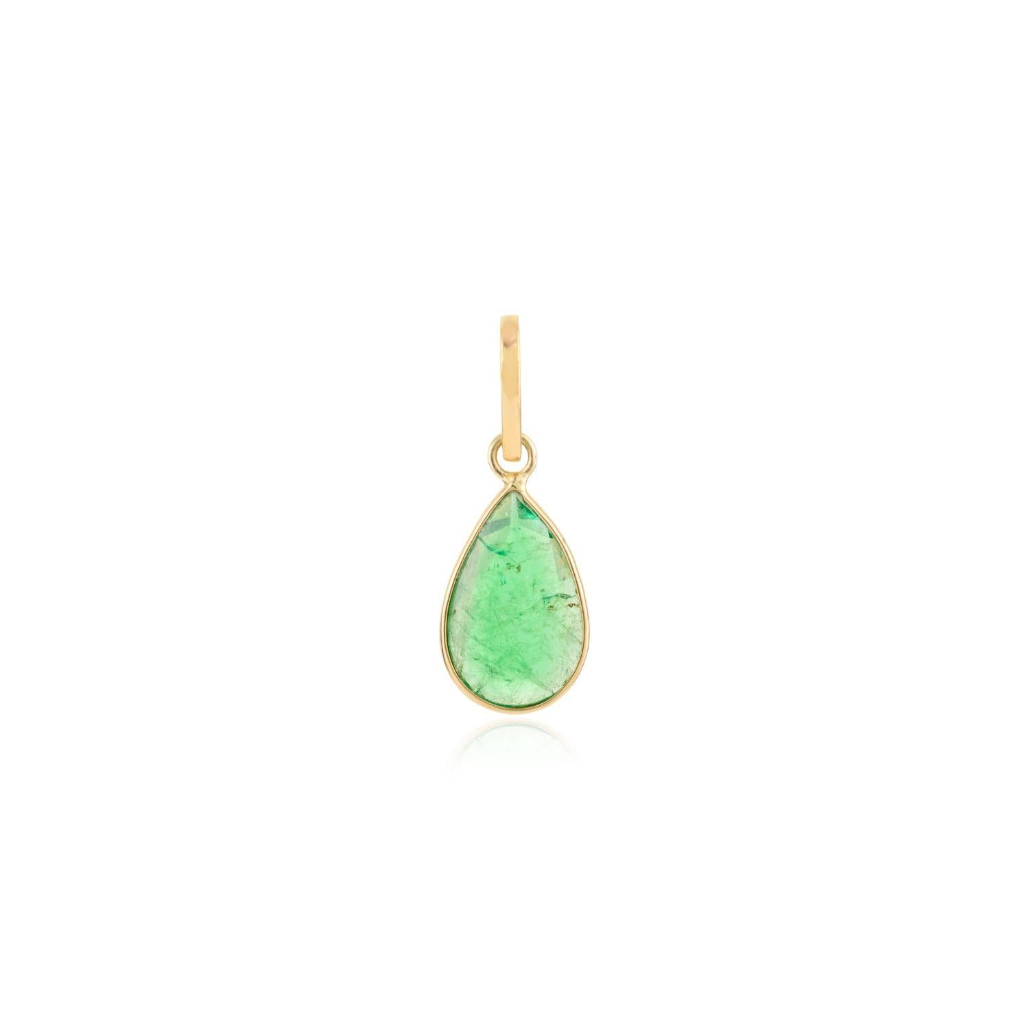 Moderne Pendentif émeraude poire de tous les jours Craft en or jaune 14k Cadeau pour maman en vente