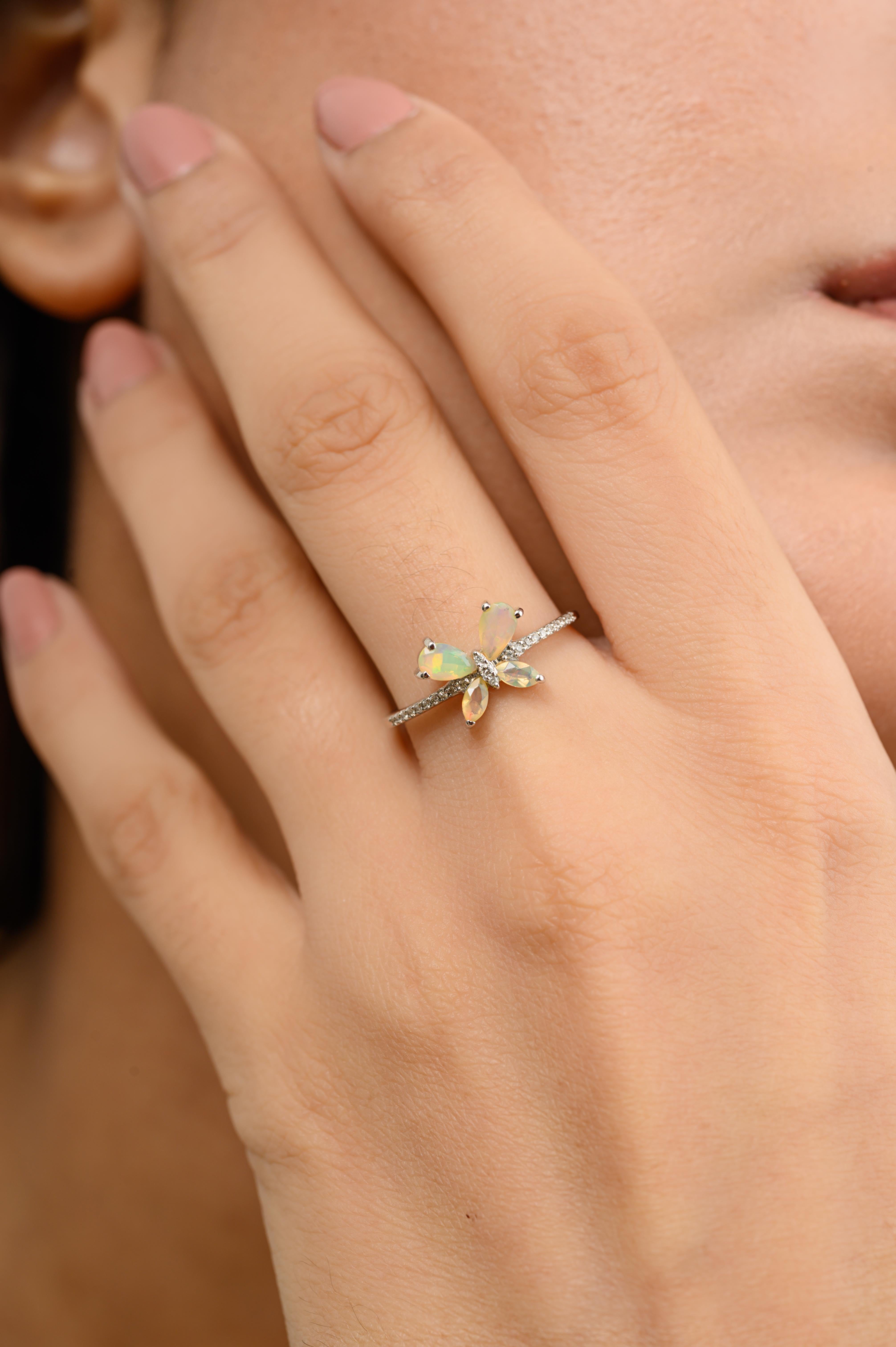 Im Angebot: Everyday Tiny Opal Diamant Schmetterlingsring Geschenk für Freundin aus 14k Weißgold () 4