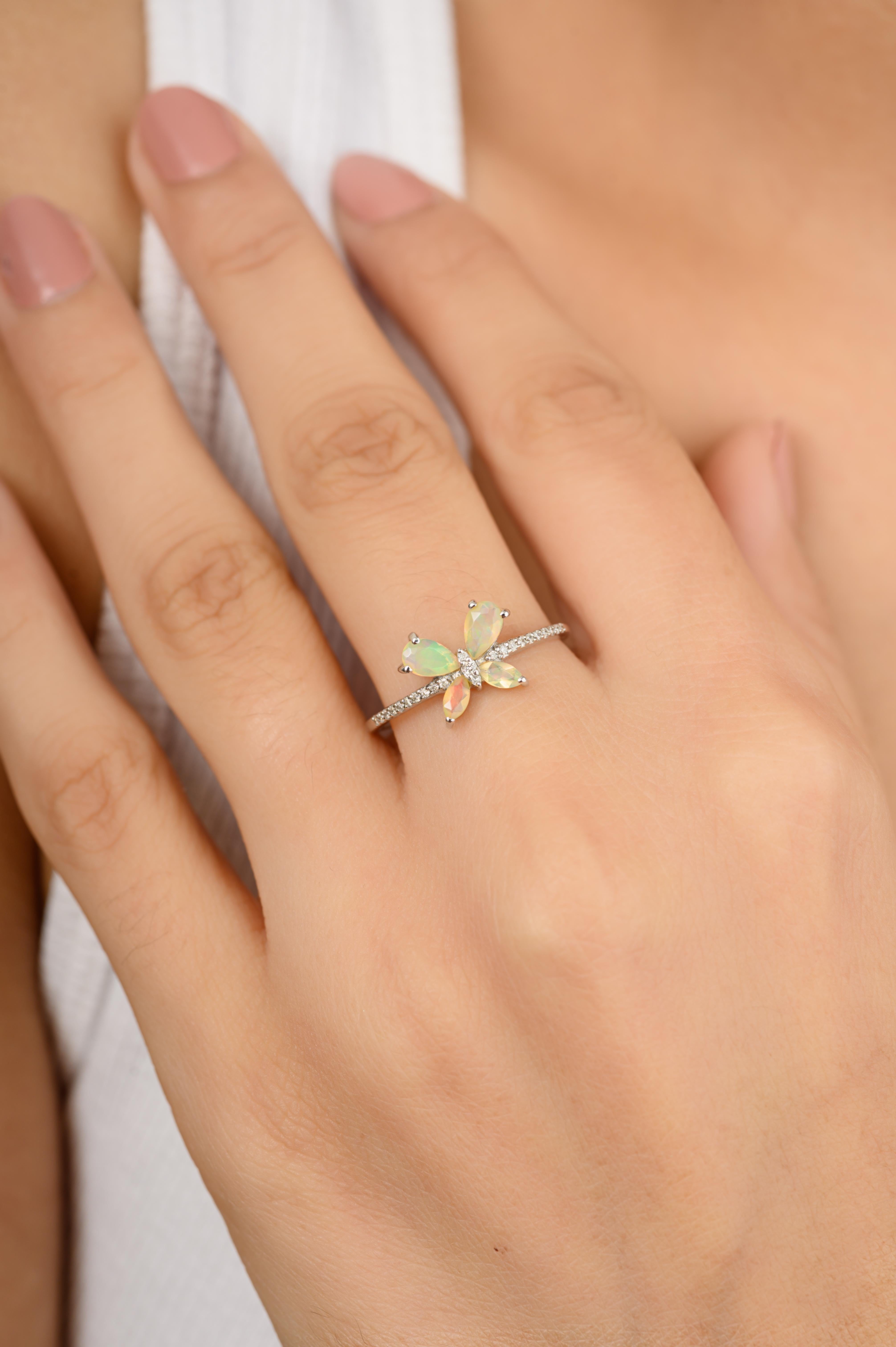 Im Angebot: Everyday Tiny Opal Diamant Schmetterlingsring Geschenk für Freundin aus 14k Weißgold () 6