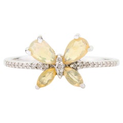Everyday Tiny Opal Diamond Butterfly Ring Gift for Girlfriend in 14k White Gold (Bague papillon en or blanc 14k)