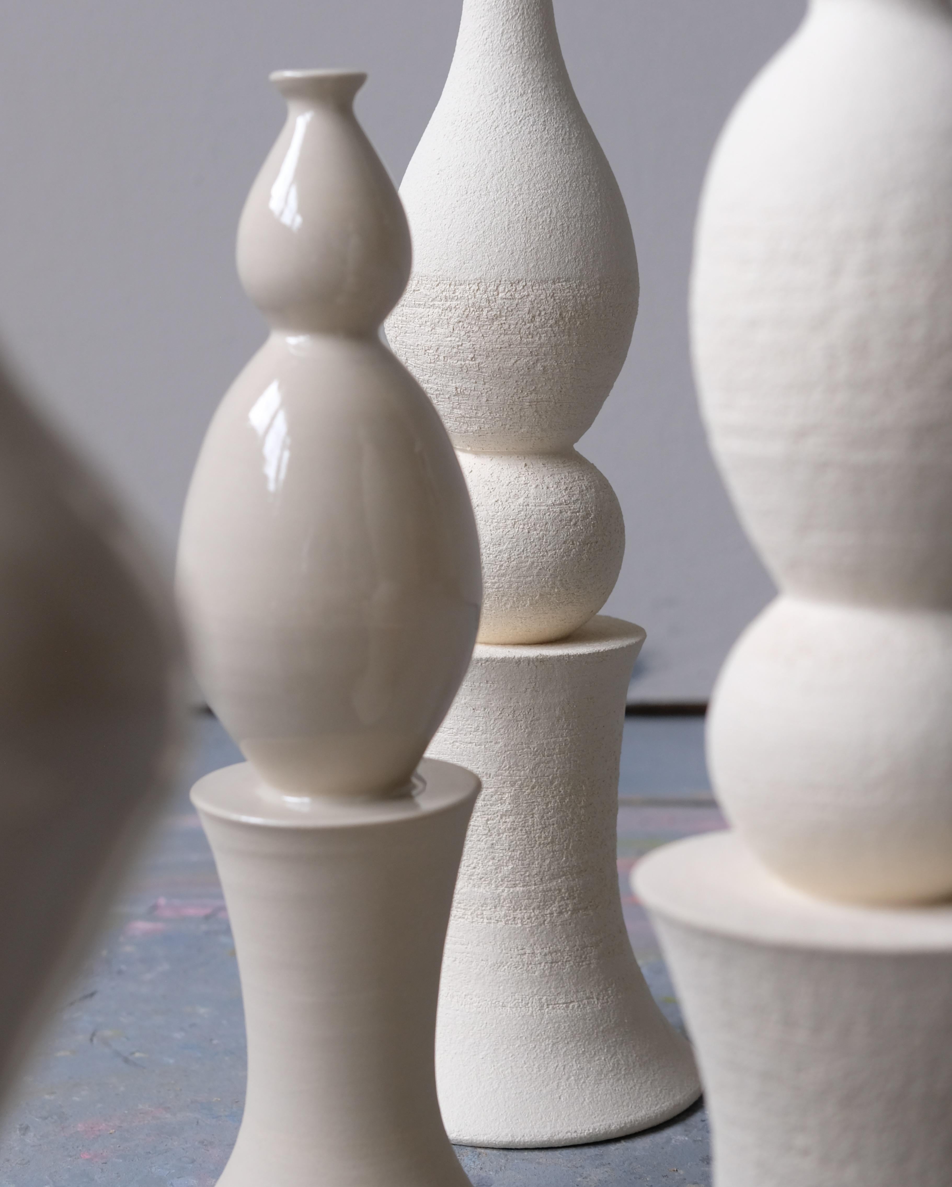 Tous les jours XII Ed. 1 Sculpture décorative en grès de Giulia Cosenza Neuf - En vente à Geneve, CH