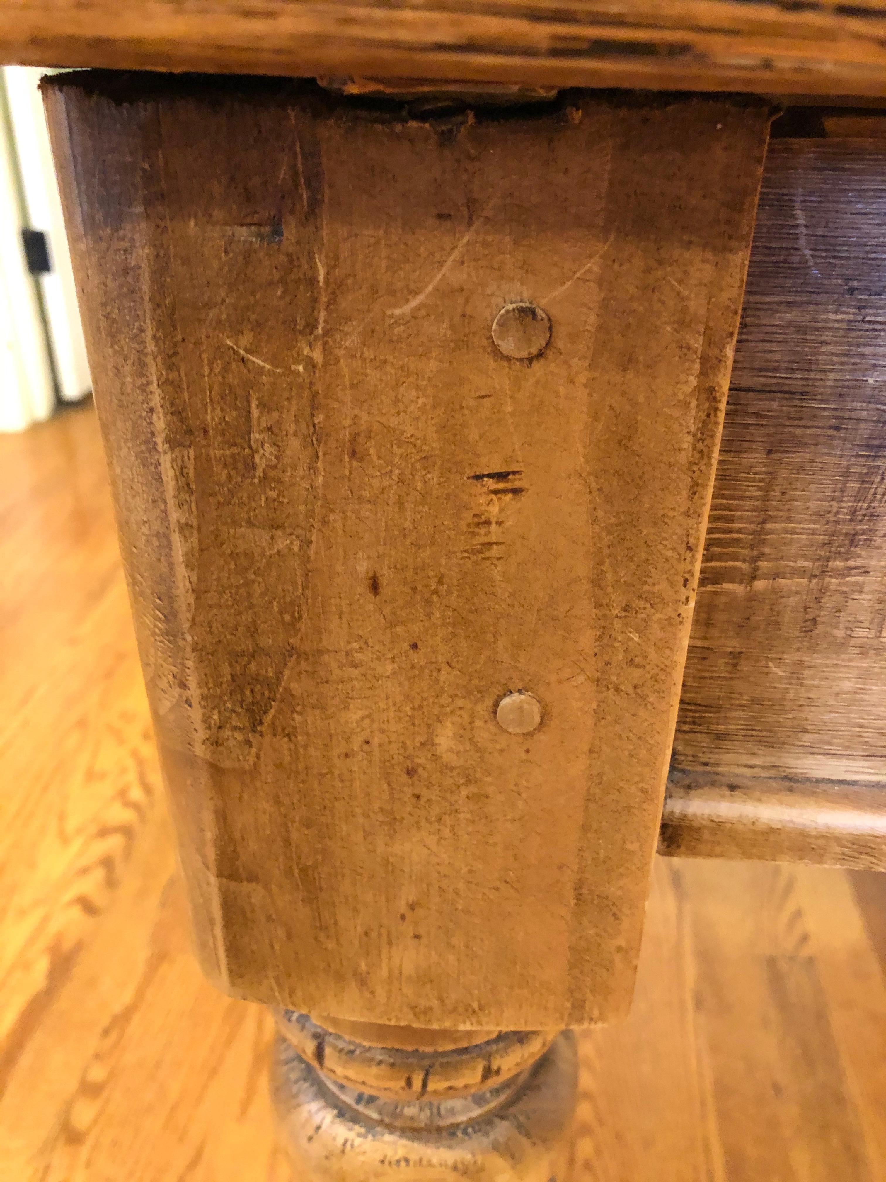 Everyone's Favorite American Pine Antique Farm Table In Distressed Condition In Hopewell, NJ