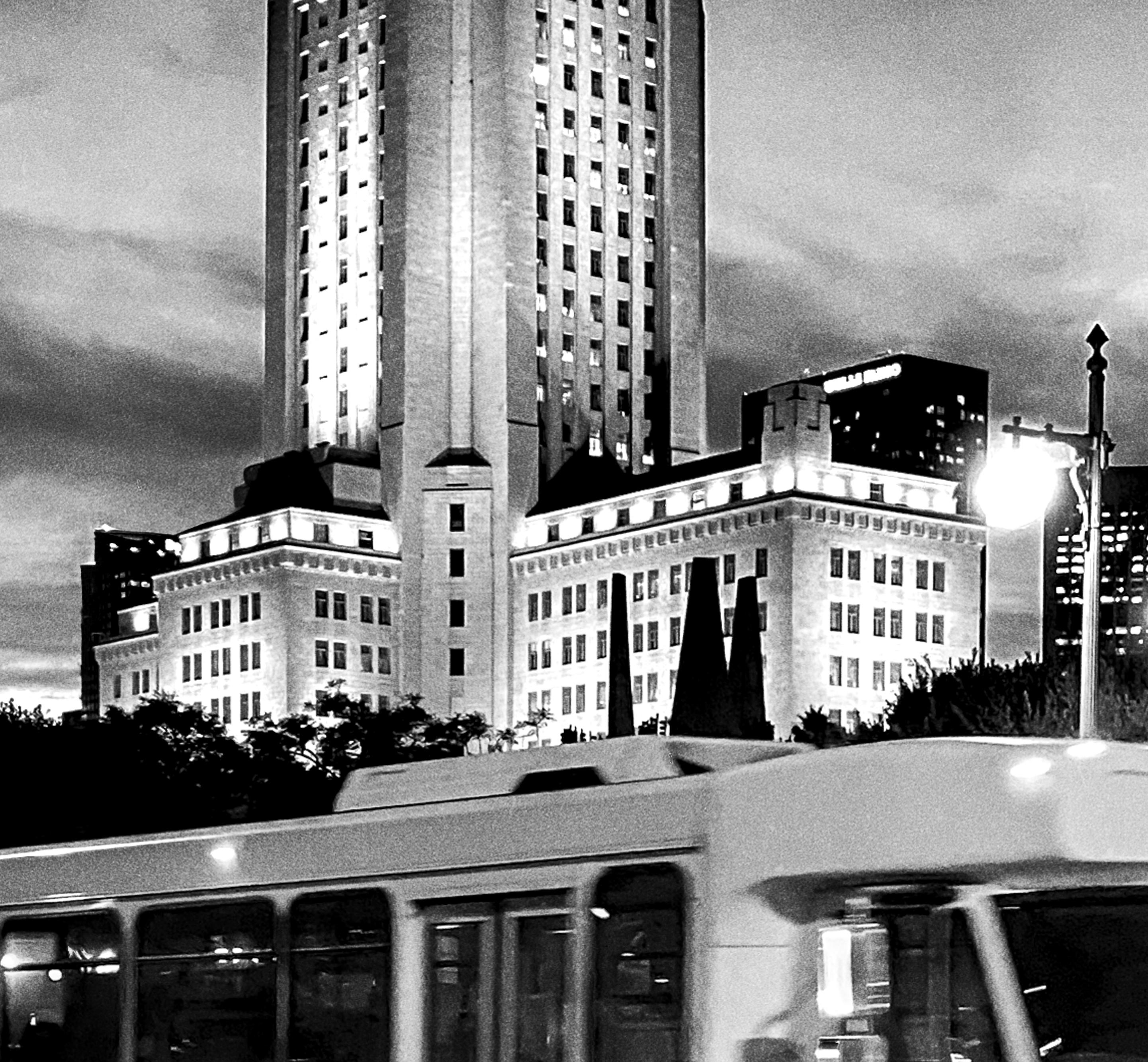 Black and white urban landscape. The photograph is taken in Downtown, Los Angeles.

Original gallery quality archival pigment print on archival paper signed by the artist.
Limited edition of 6
Paper size: 18