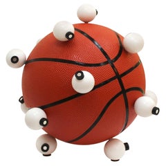 Evidence Bascketball-Skulptur von Alexandre Arrechea