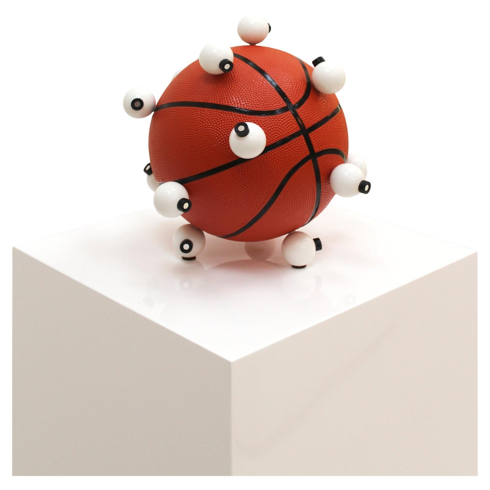 Sculpture de basket-ball réalisée par Alexandre Arrechea en vente