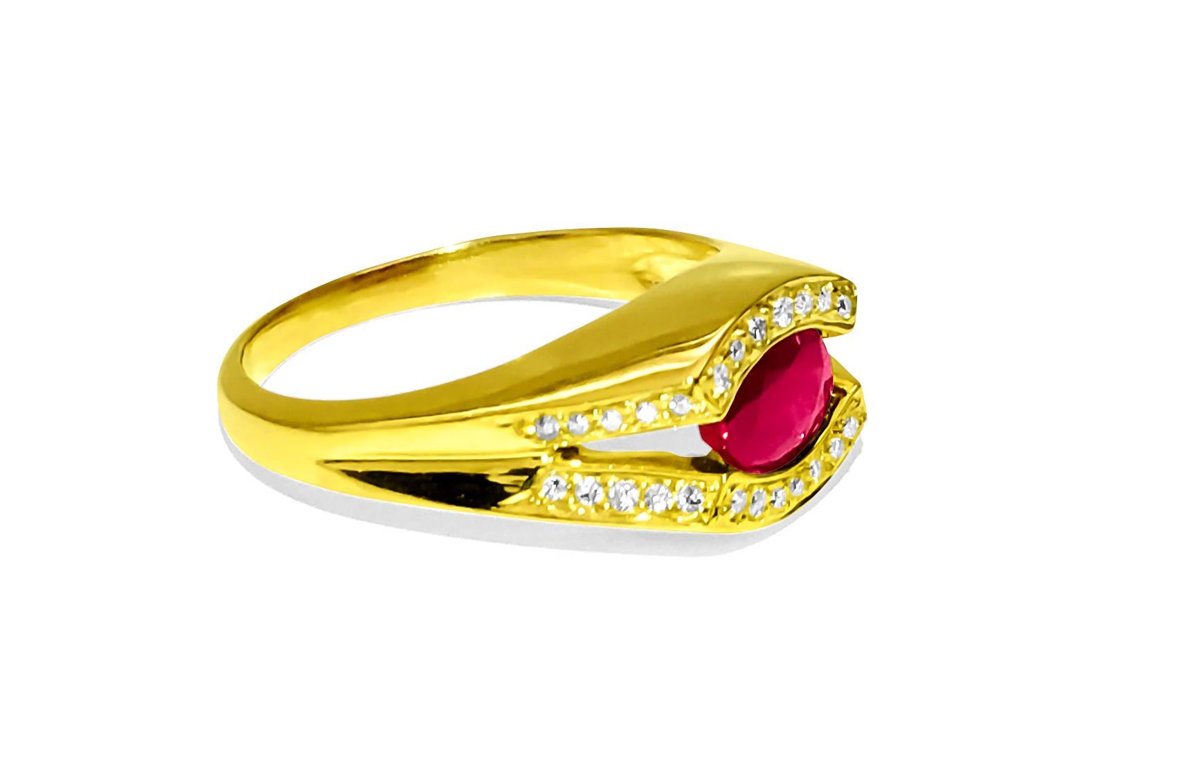 Medievale Anello con diamante e rubino Burma Evil Eye in oro 18 carati in vendita