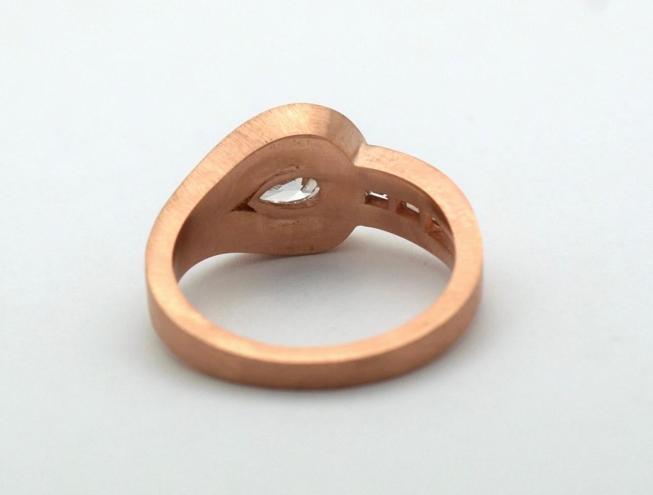 Bague Evil Eye en or rose 18 carats avec diamant en forme de poire Neuf - En vente à Boca Raton, FL