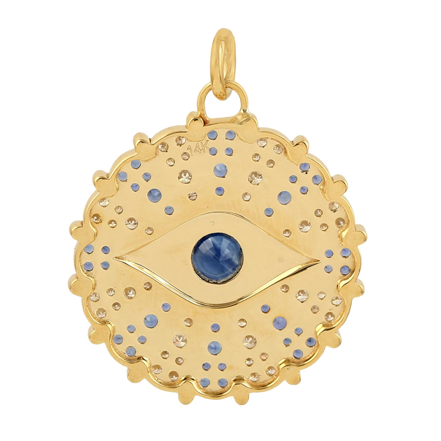 Taglio misto Ciondolo in oro giallo 14k con zaffiro blu e pavé di diamanti con smalto Malocchio in vendita