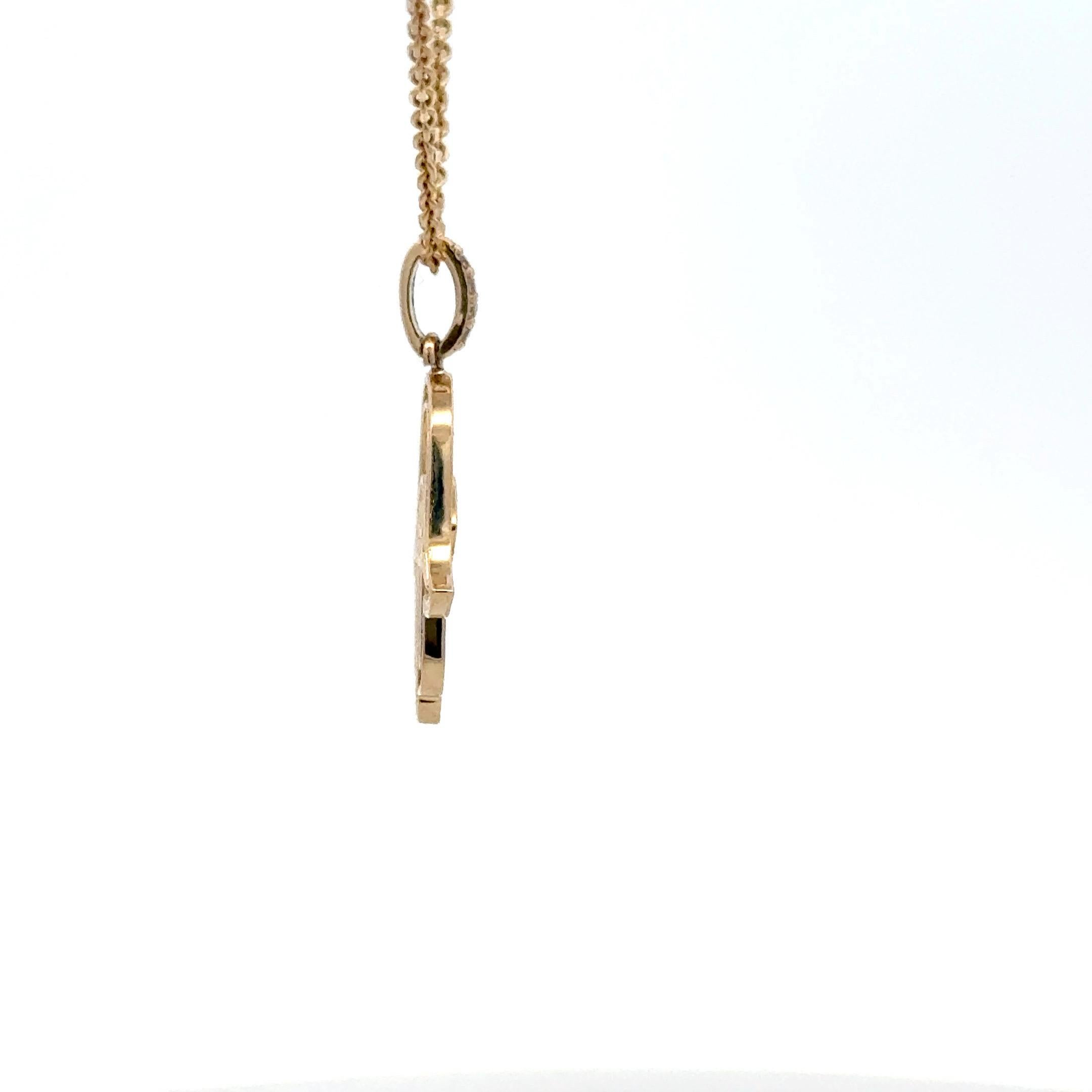 Taglio rotondo Evil Eye Hamza Diamond Pendant Necklace 0.62 Carats 14 Karat Yellow Gold in vendita
