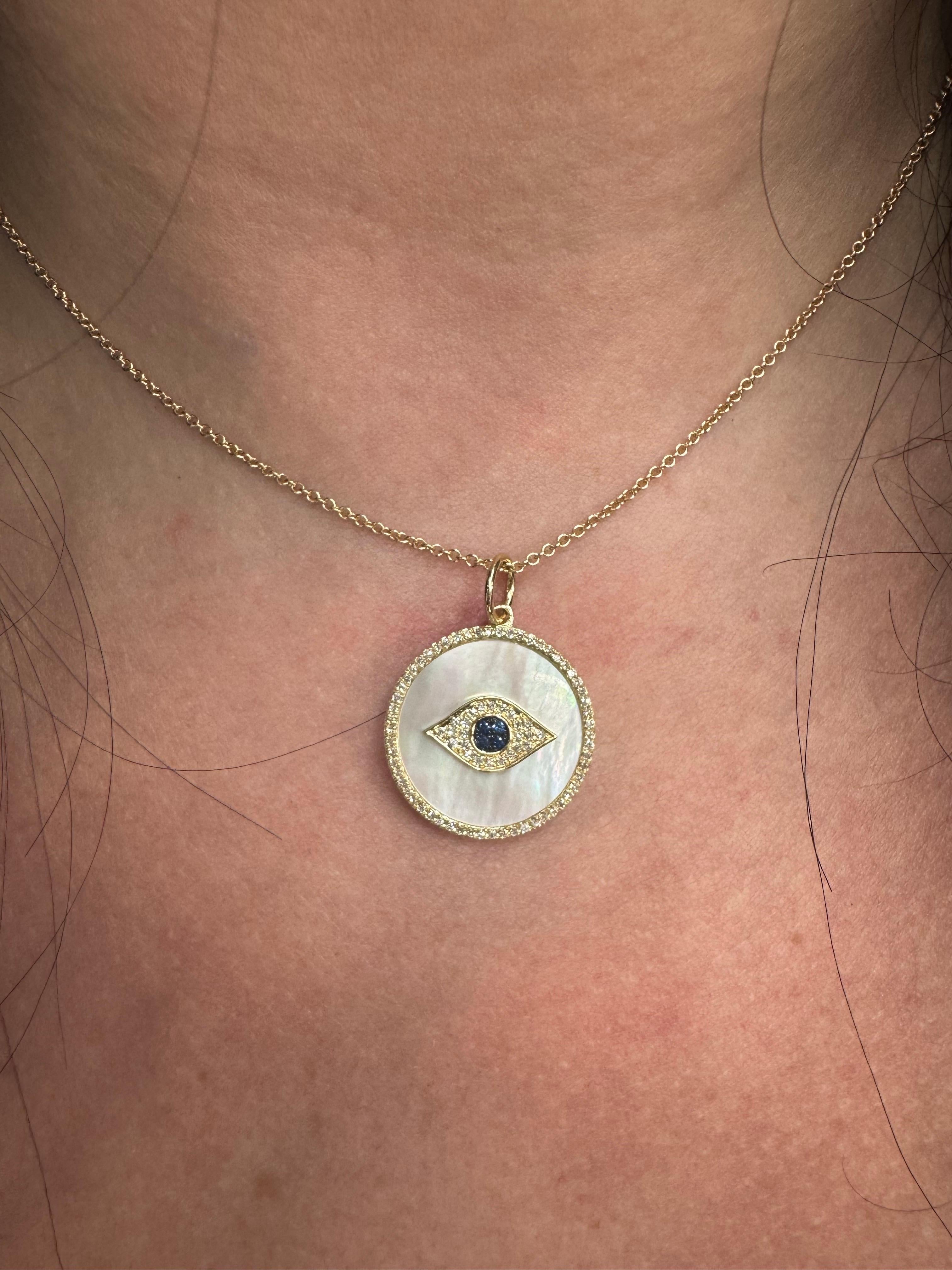 Pendentif en or jaune 14KT avec breloque en forme de disque en nacre et diamant 0.29 carats. en vente 13