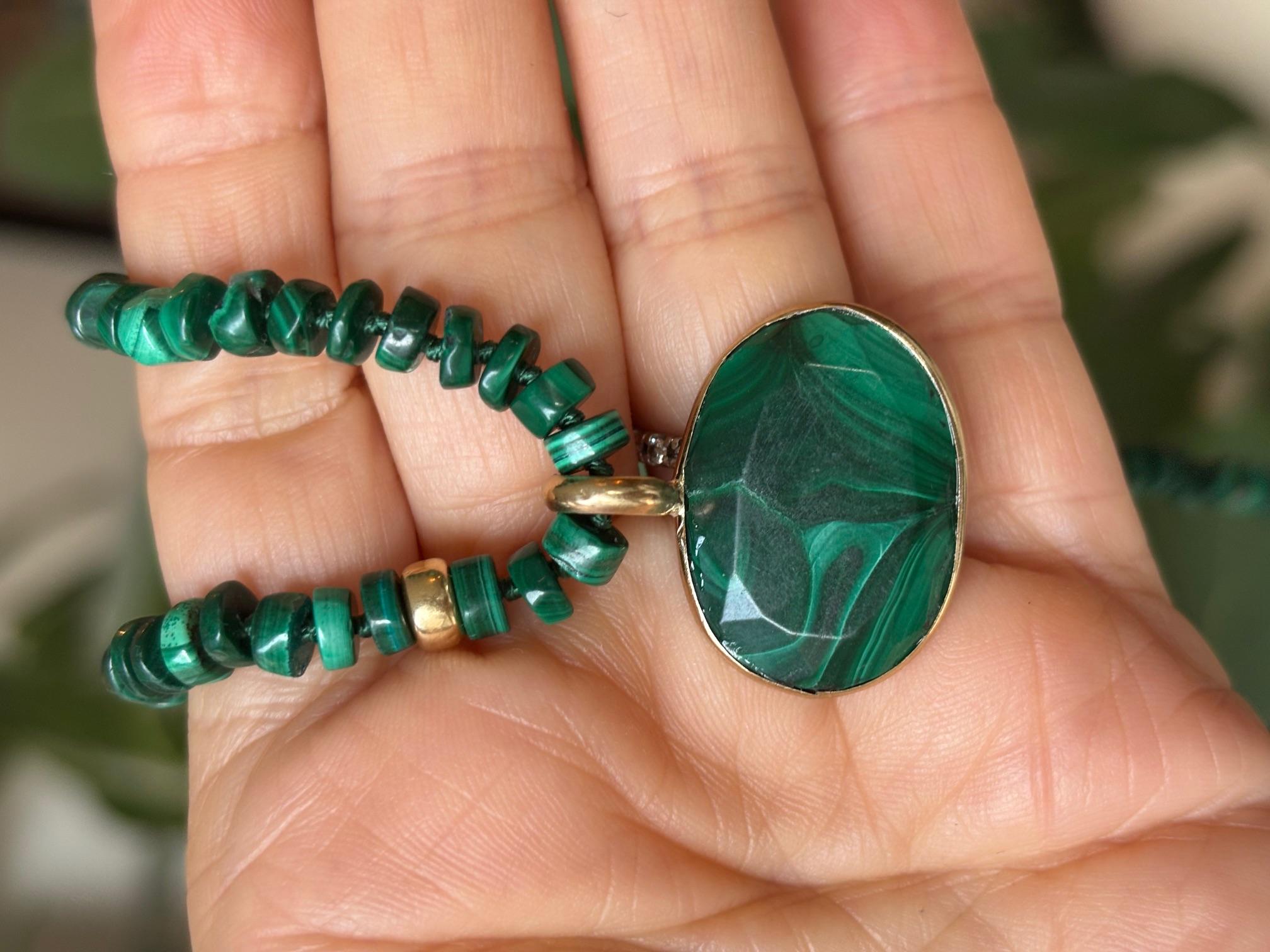 COLLANA EVIL EYE, malachite, smeraldo, diamanti e oro 14k in vendita 5