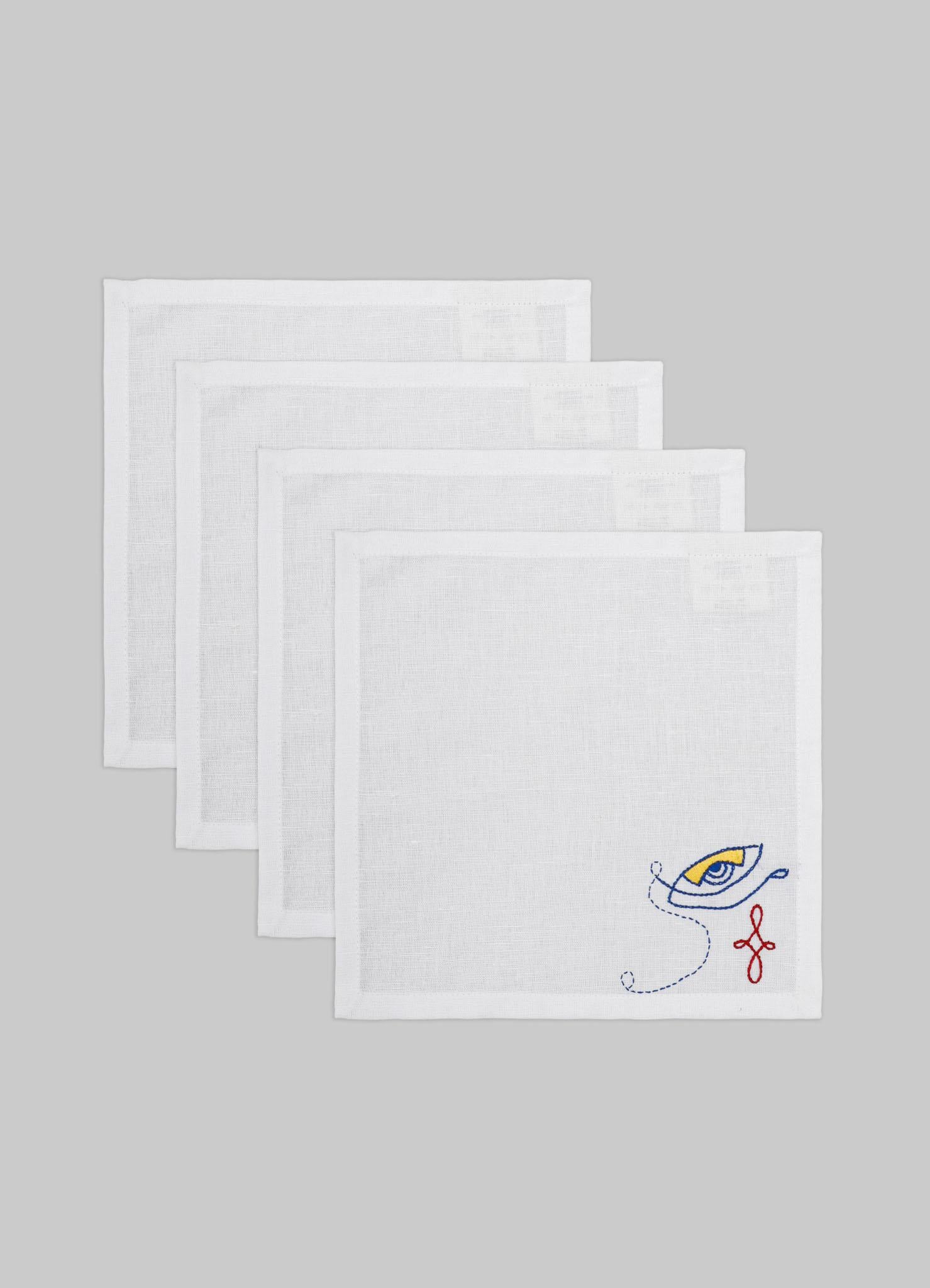 Ensemble de 4 serviettes de cocktail blanches brodées à la main Evil Eye de Vikram Goyal Neuf - En vente à Noida, DL
