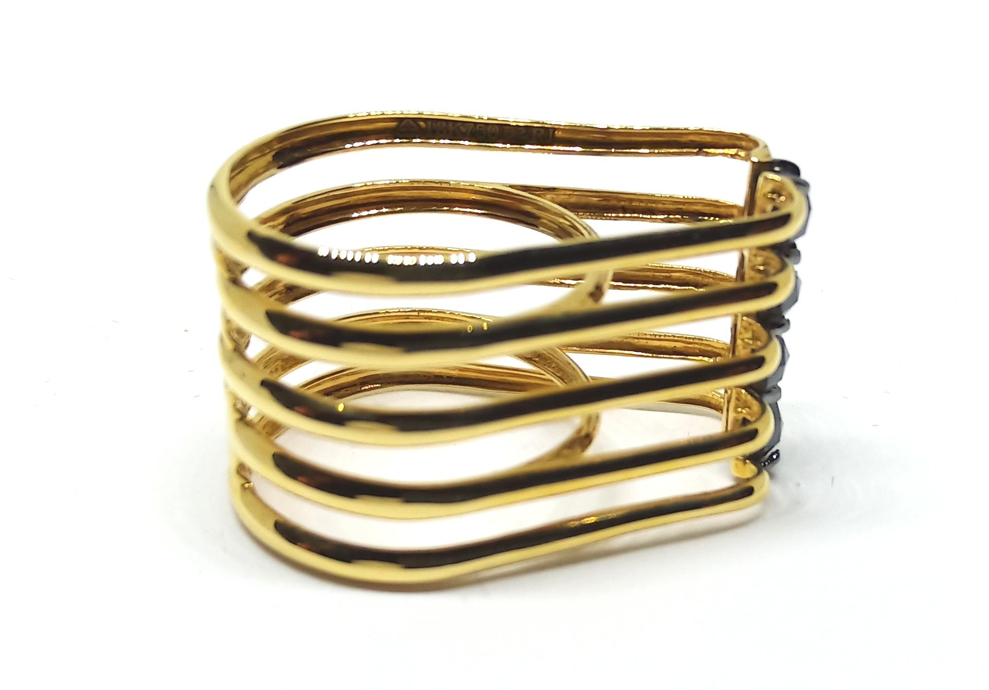 Evoke Awe with One of a Kind Black Diamond 18 Karat Yellow Gold Fashion Ring For Sale 2