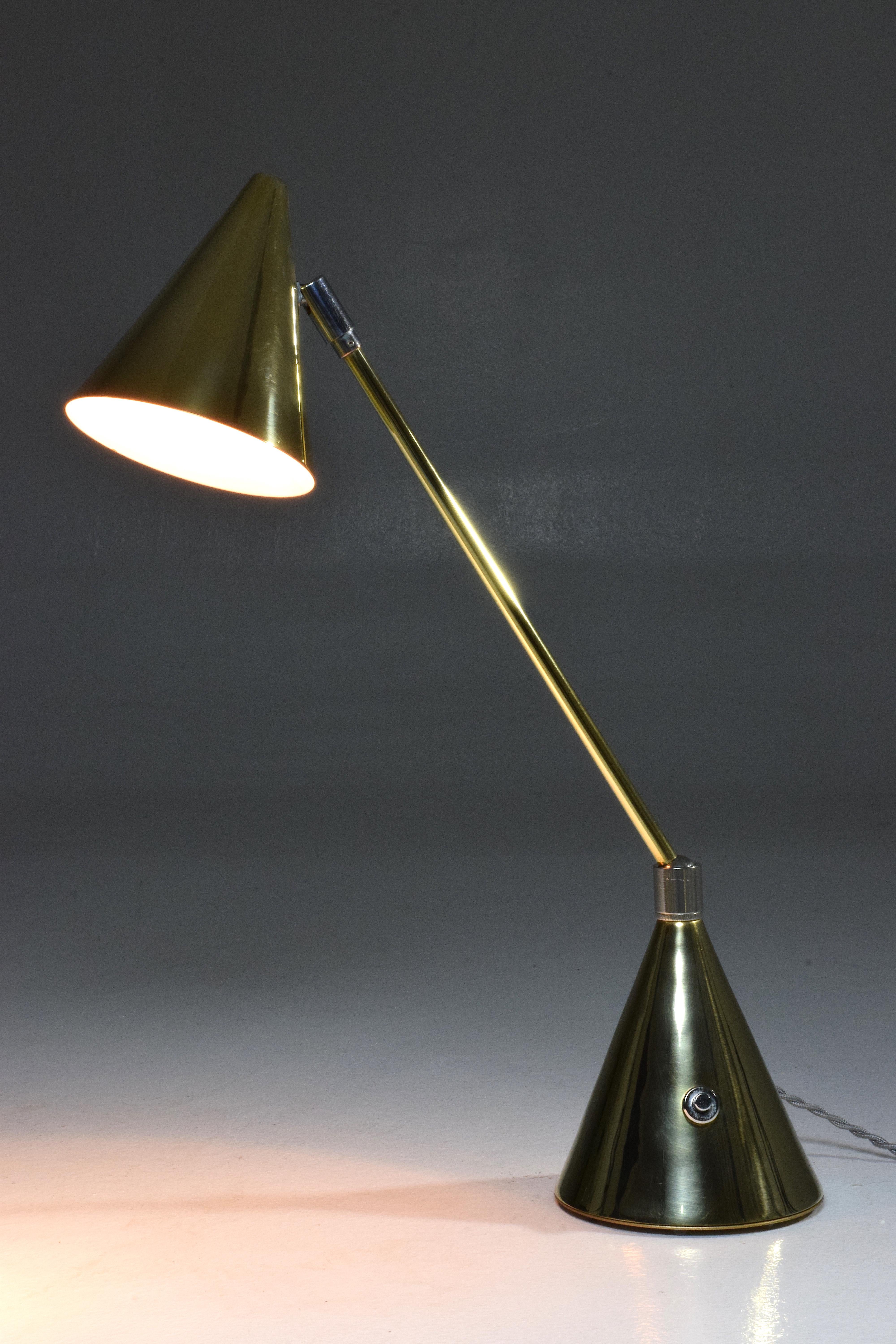 French Evolution-I Contemporary Brass Table Lamp