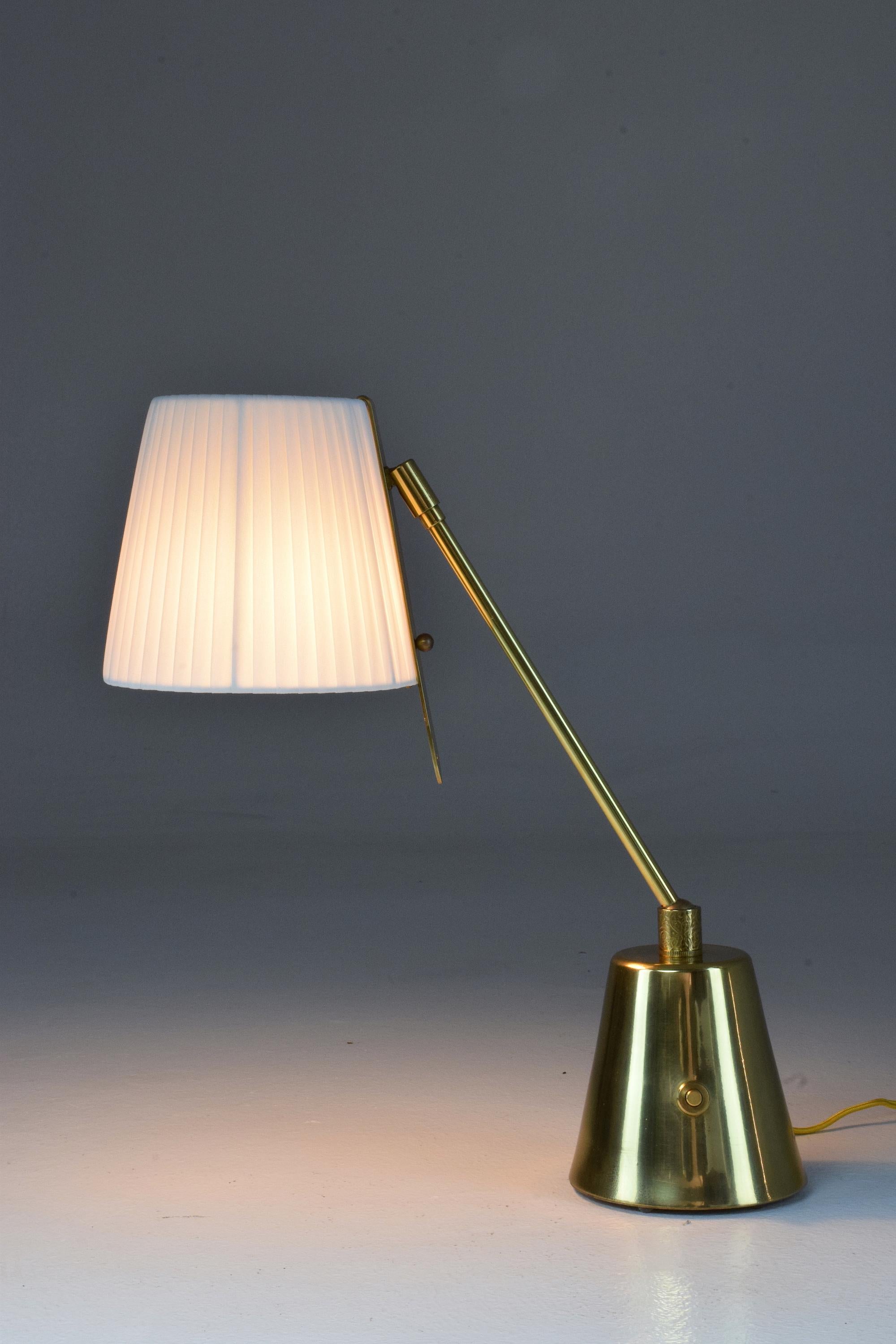 Evolution-II Contemporary Brass Table Lamp, Flow Collection 1