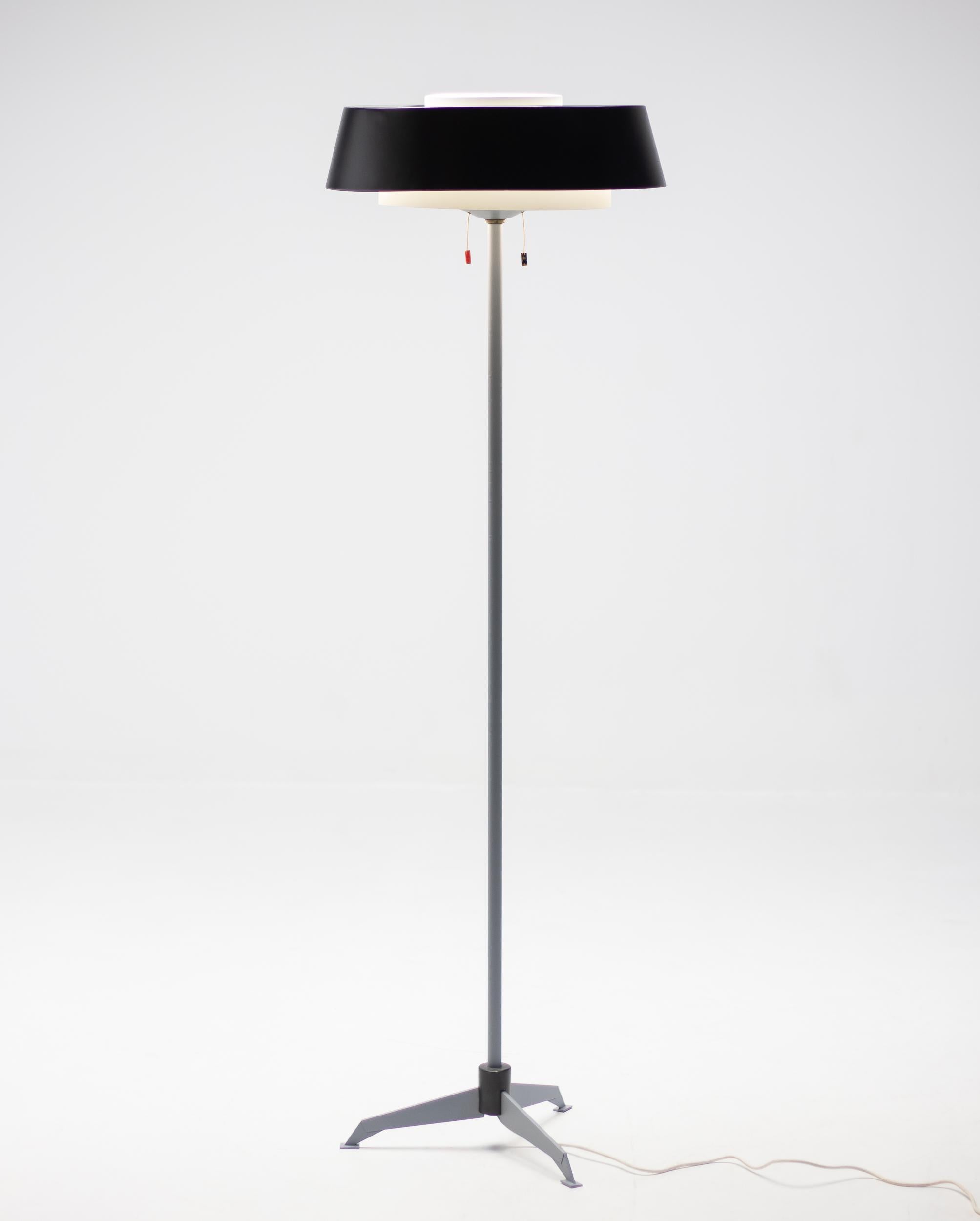 Dutch Evolux Floor Lamp by Hiemstra