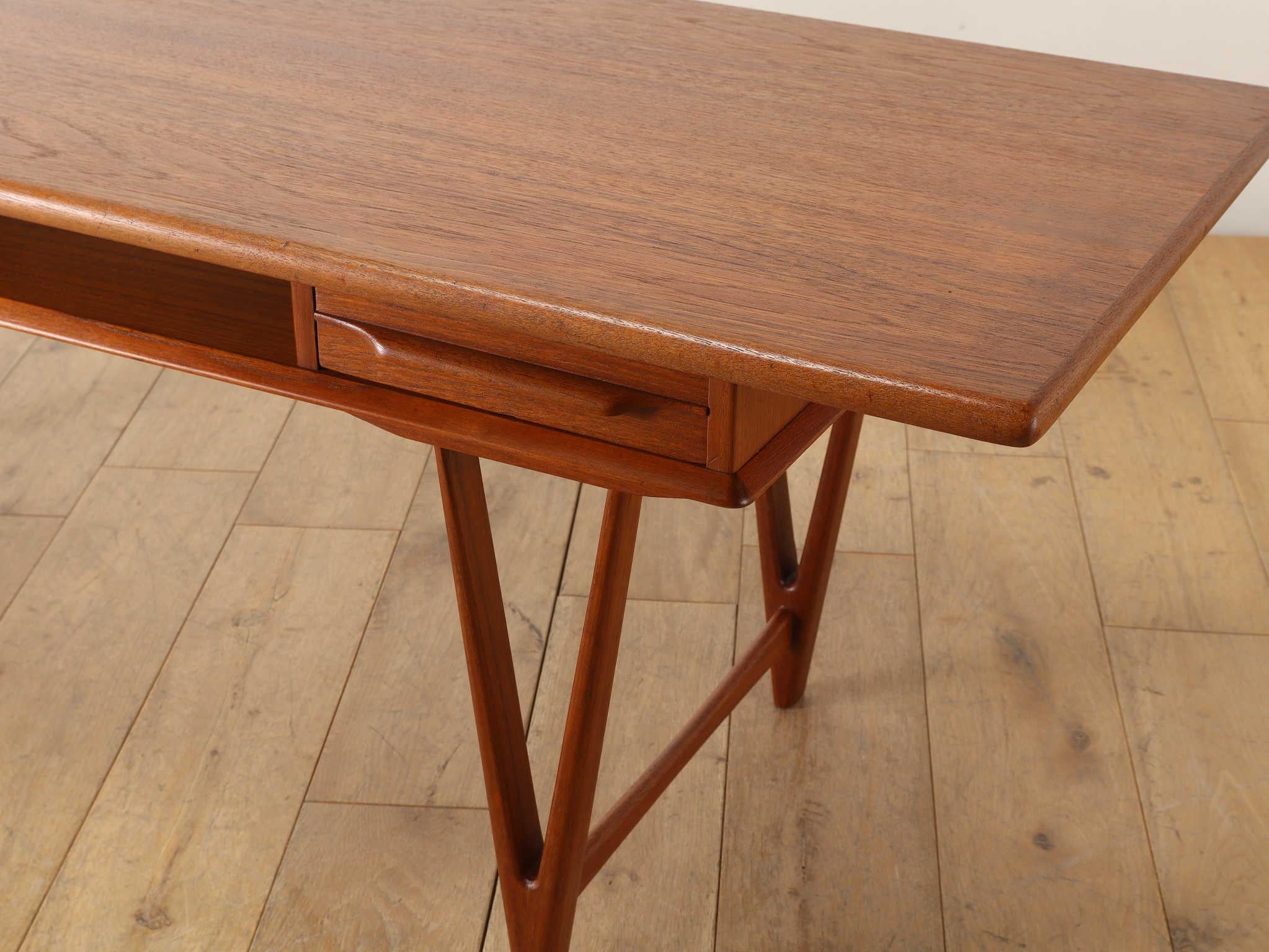 E.W. Bach Coffee Table Model.32 1960's For Sale 7
