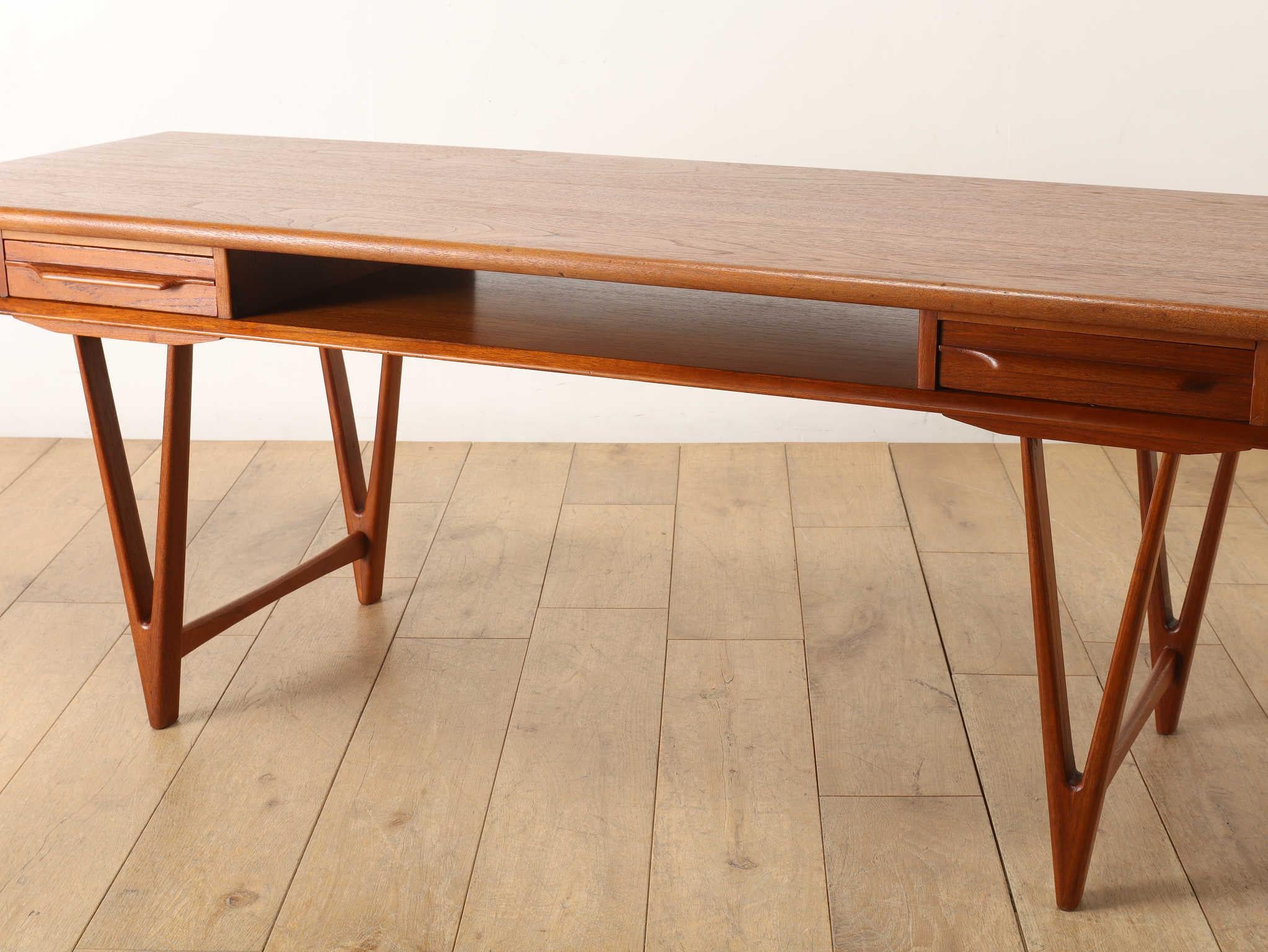 E.W. Bach Coffee Table Model.32 1960's For Sale 9