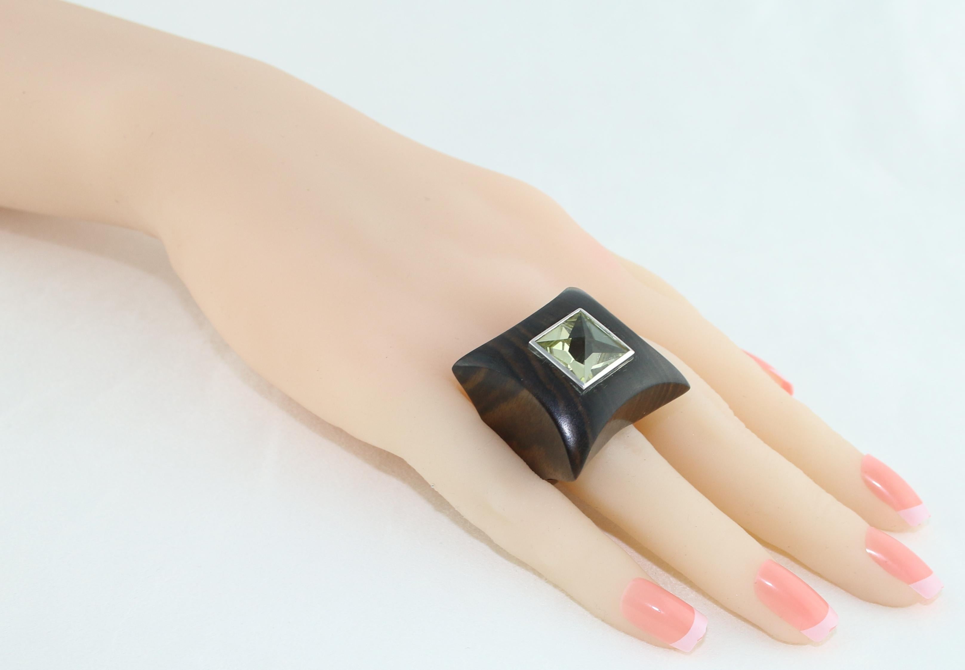 Women's E.W. Schreiber 16.0 Carat Citrine Ebony Wood Gold Ring For Sale