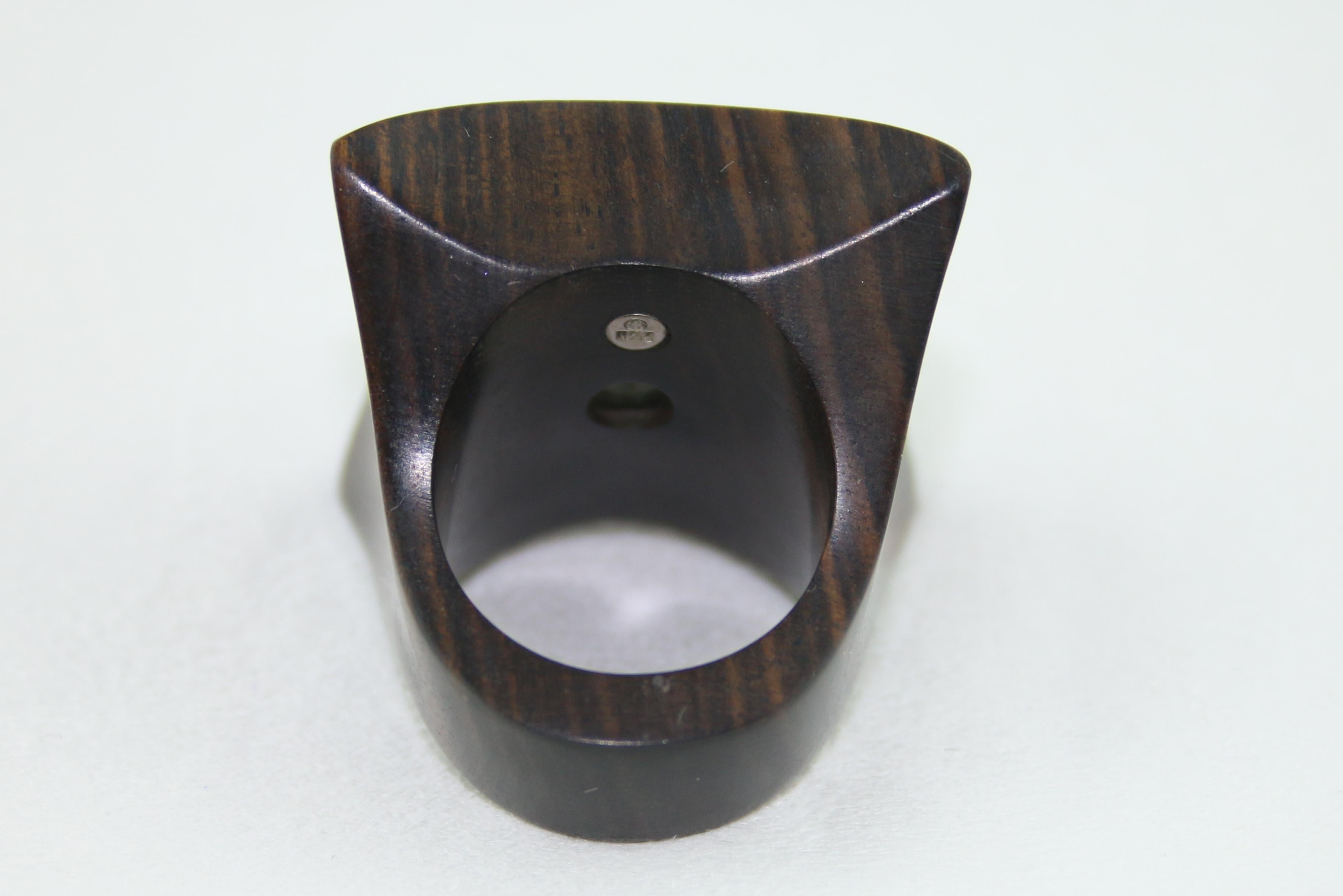 E.W. Schreiber 16.0 Carat Citrine Ebony Wood Gold Ring For Sale 3