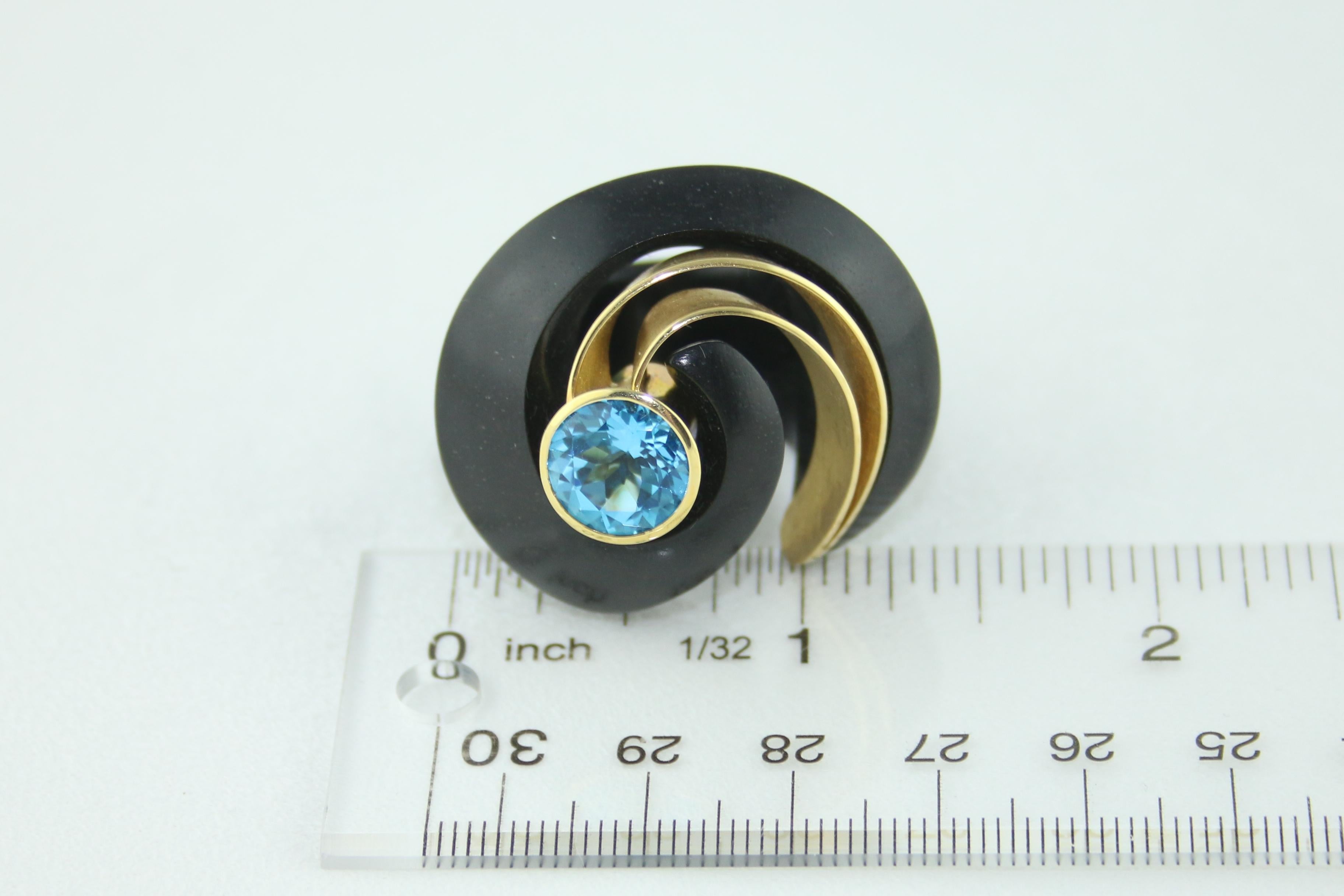 E.W. Schreiber KG 8.00 Carat Blue Topaz Ebony Wood Gold Ring For Sale 7