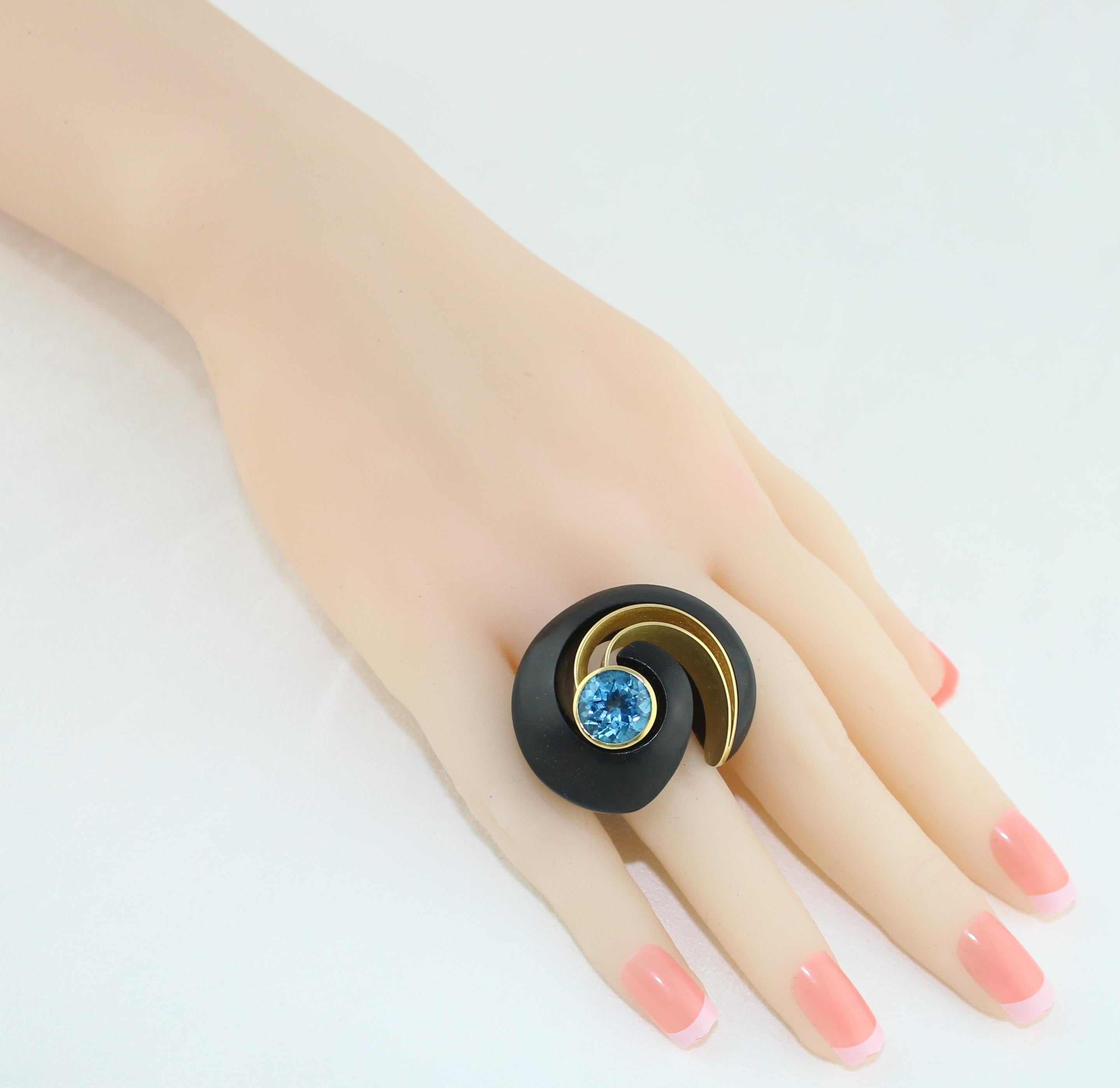 E.W. Schreiber KG 8.00 Carat Blue Topaz Ebony Wood Gold Ring For Sale 3