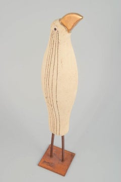 Ewa Budzowska, céramiste polonaise. Sculpture en céramique représentant un oiseau, années 1980