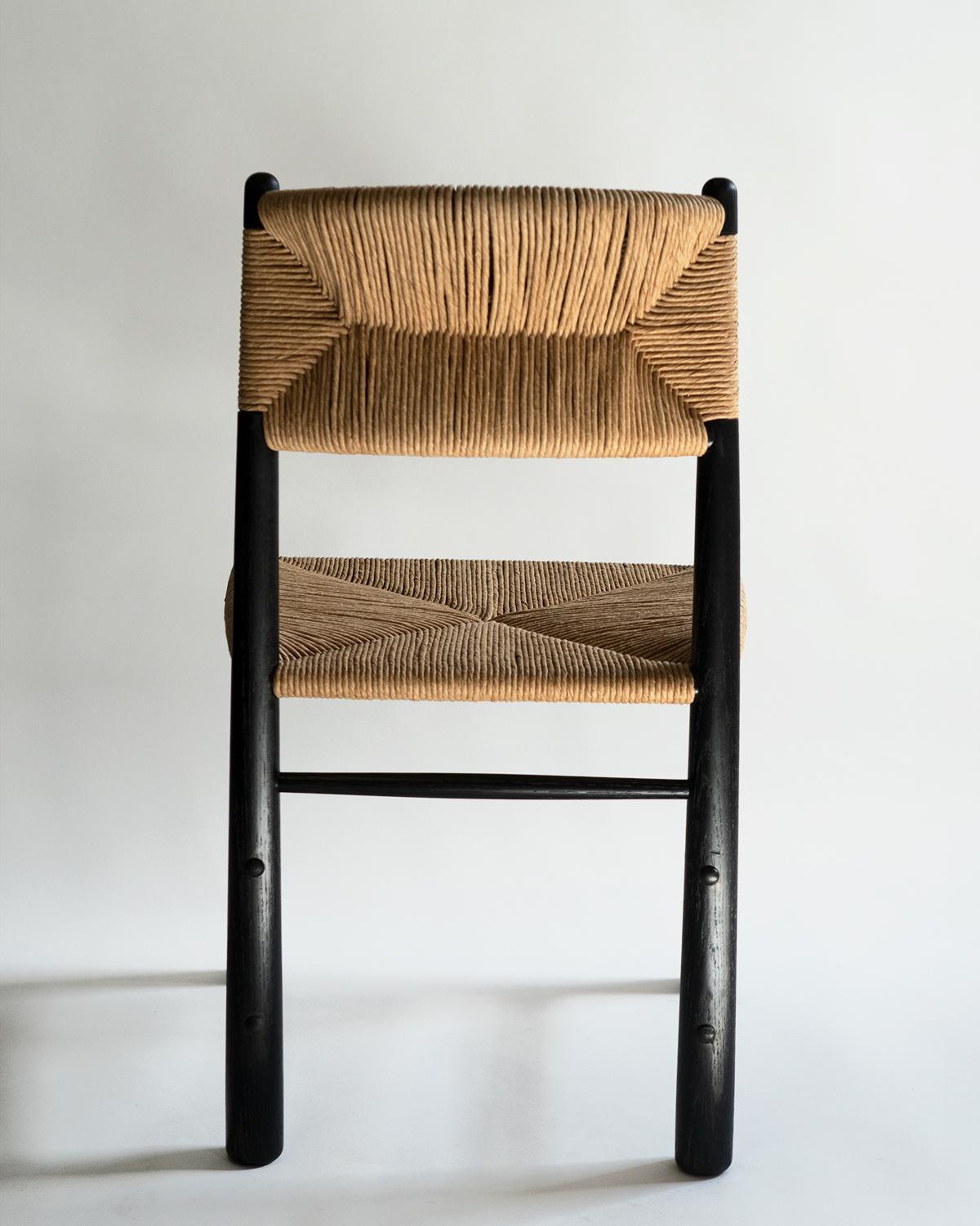 Chaise de salle à manger Ewa, chêne noirci avec jonc en fibres naturelles en vente 4