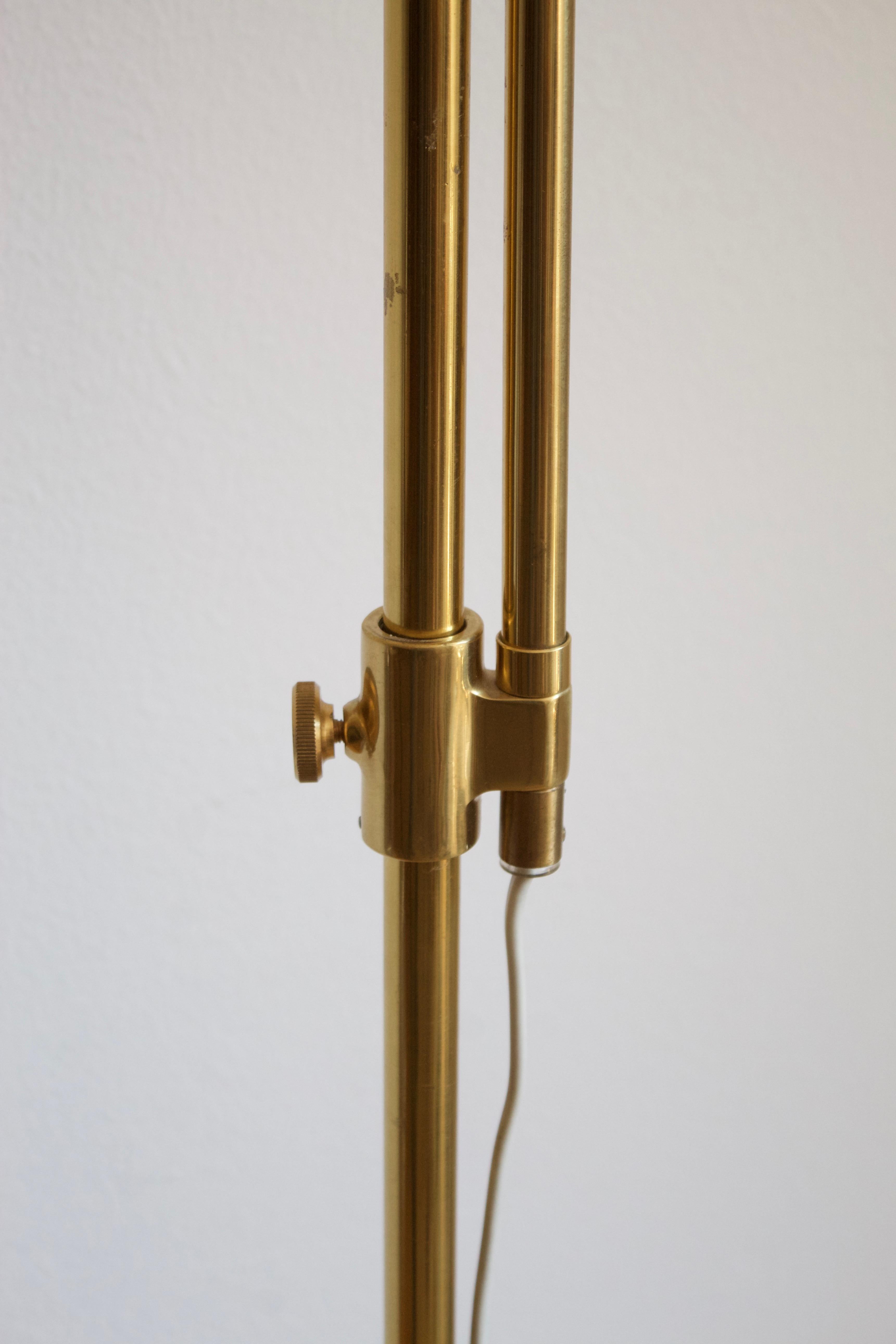 Ewå Värnamo, Adjustable Floor Lamp, Brass, Fabric, Sweden, 1970s In Good Condition In High Point, NC