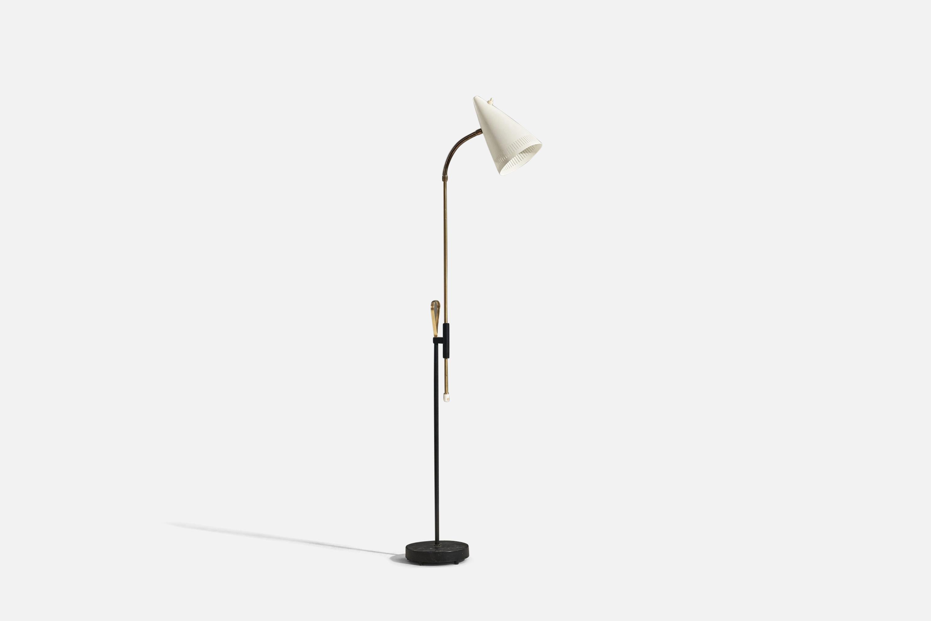 Mid-20th Century Ewå Värnamo, Adjustable Floor Lamp, Brass, Lacquered Metal, Sweden, 1950s