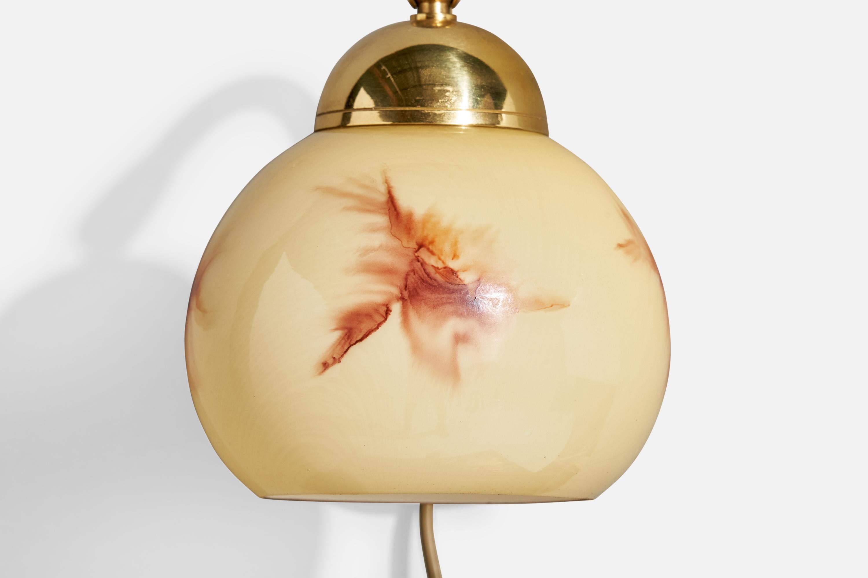 Suédois Ewå Värnamo, Wall Light, laiton, verre, Suède, années 1970 en vente