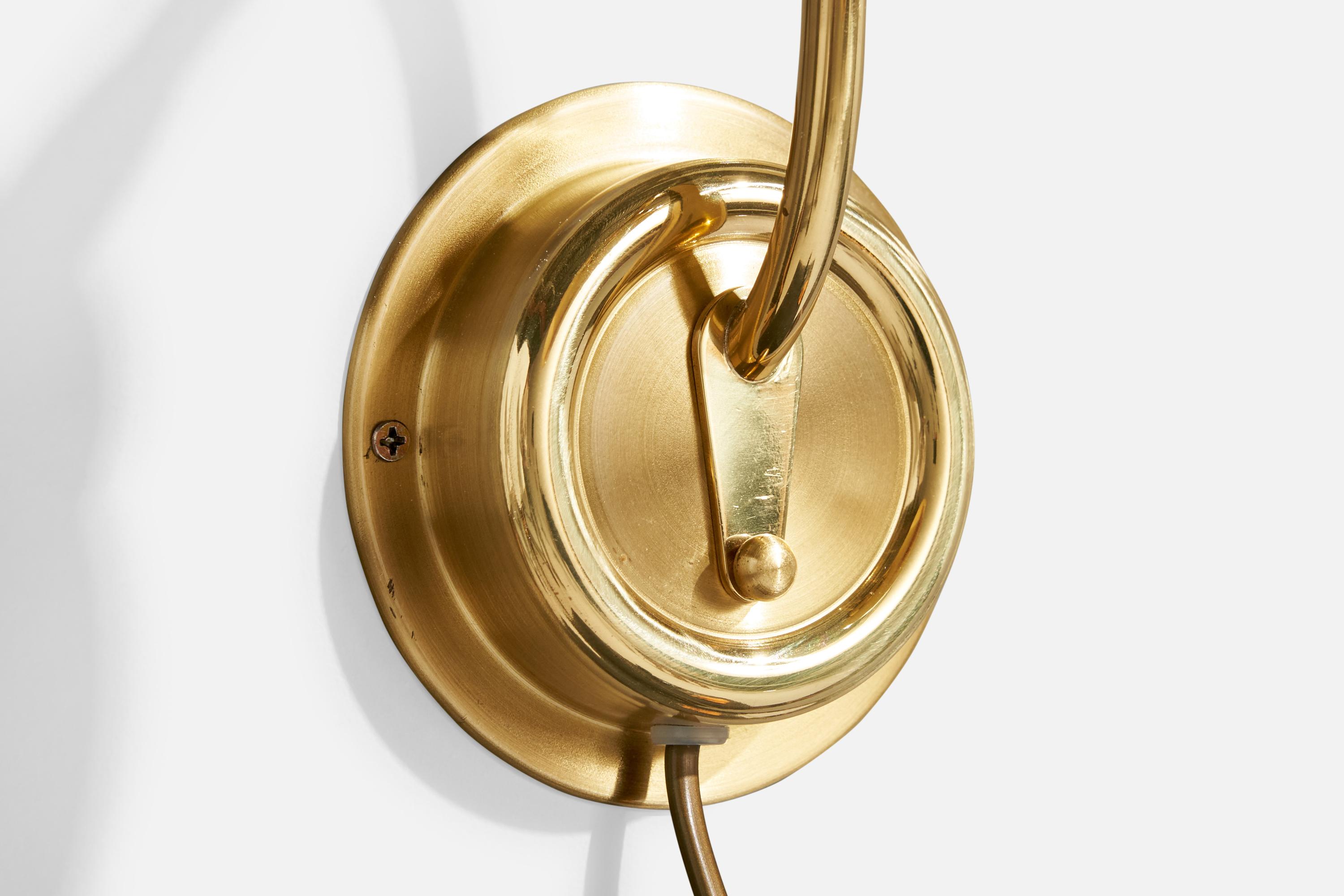 Ewå Värnamo, Wall Light, laiton, verre, Suède, années 1970 en vente 1