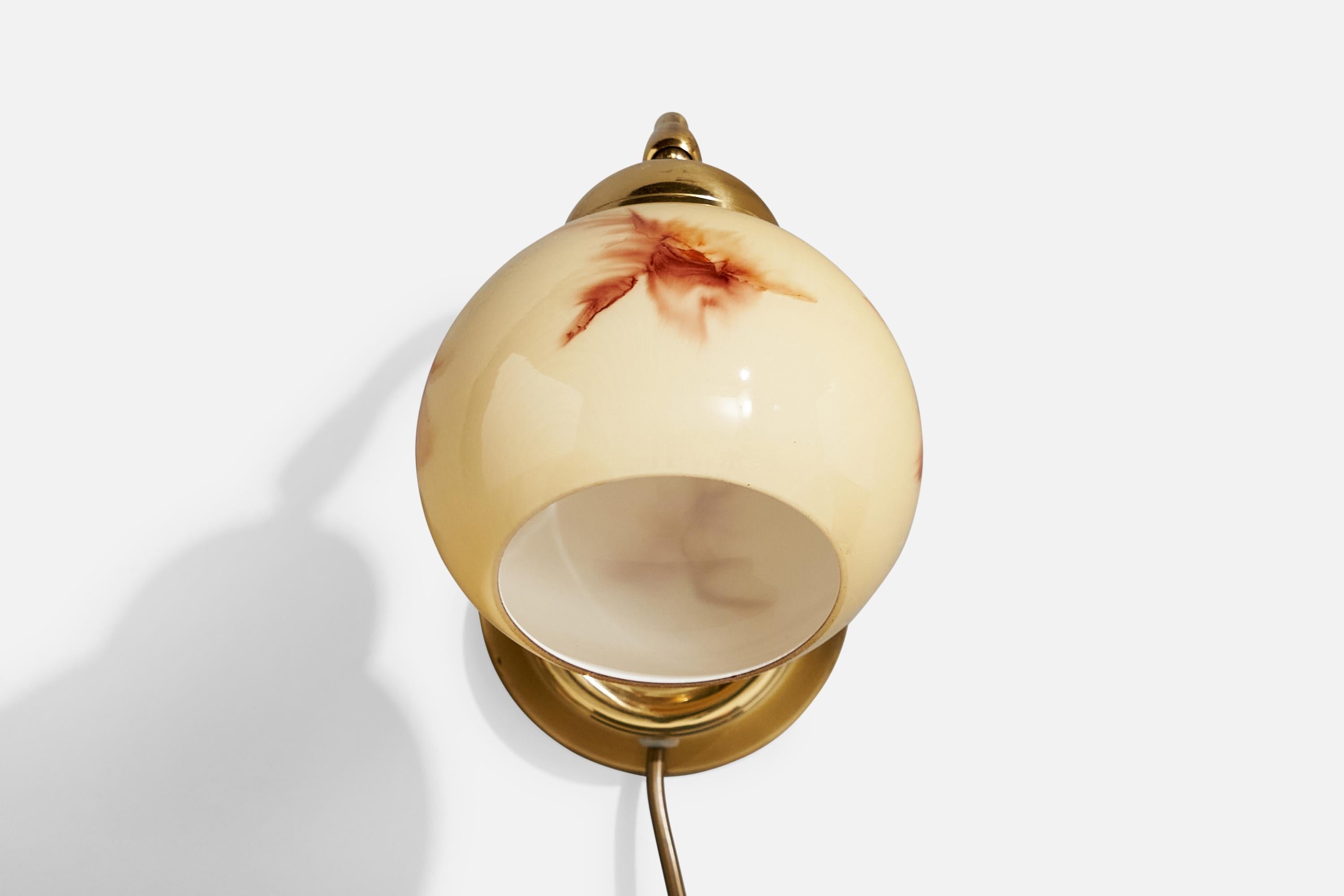 Ewå Värnamo, Wall Light, laiton, verre, Suède, années 1970 en vente 2