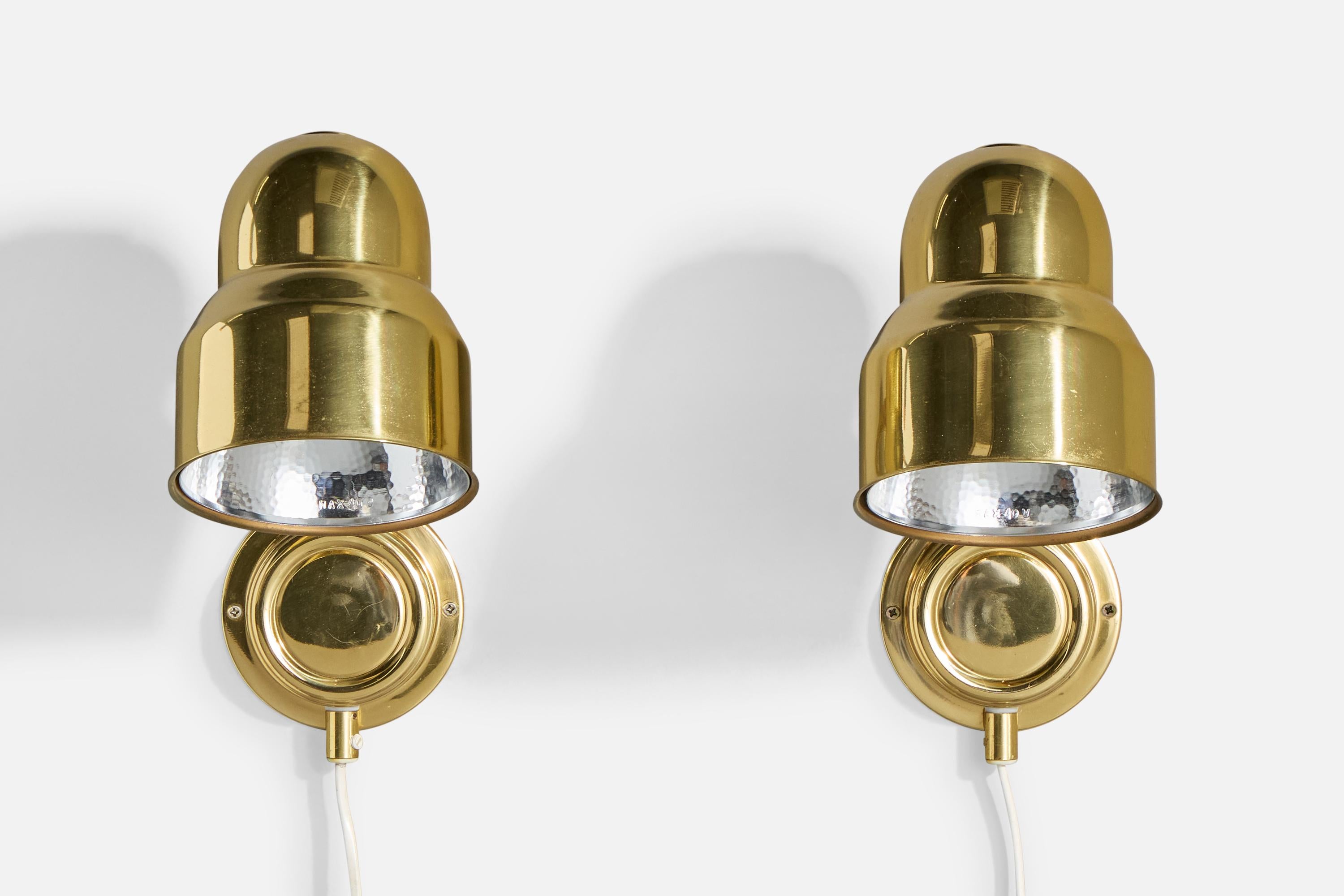 Mid-Century Modern EWÅ Värnamo, Wall Light, Brass, Metal, Sweden, 1970s For Sale