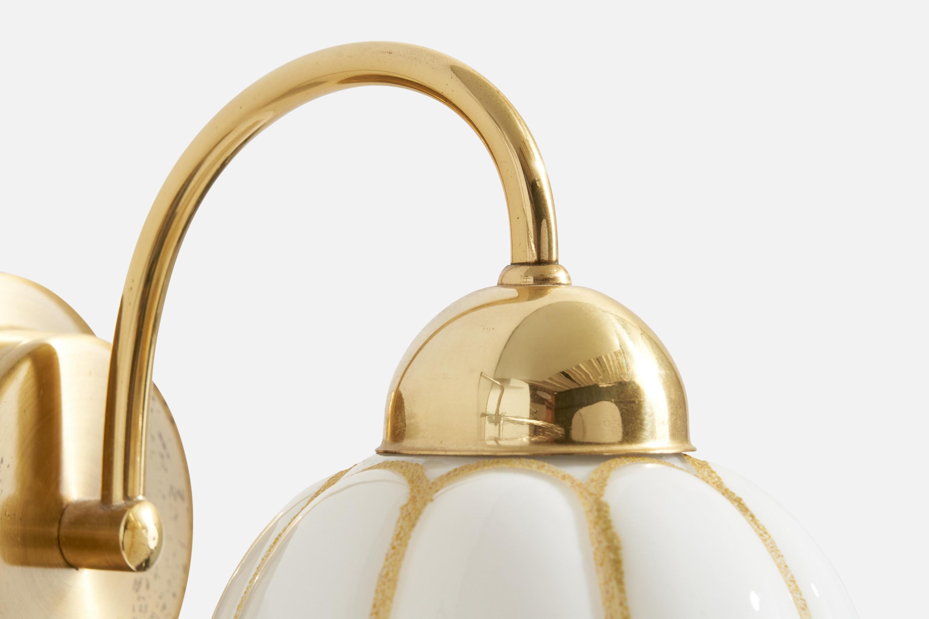 EWÅ Värnamo, Wall Lights, Brass, Glass, Sweden, 1970s For Sale 2