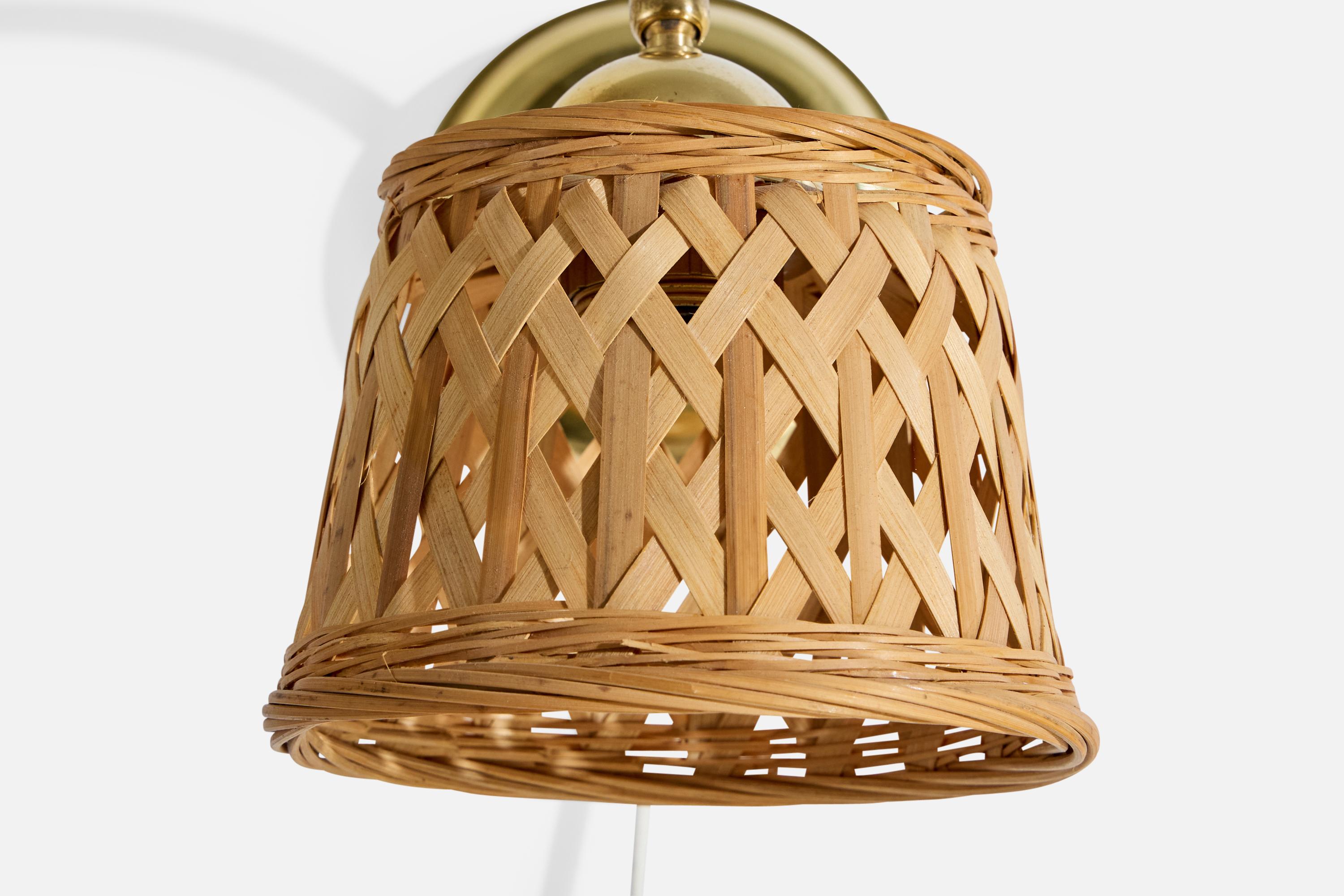 Ewå Värnamo, Lampade da parete, Ottone, Rattan, Svezia, anni '1960 in vendita 2