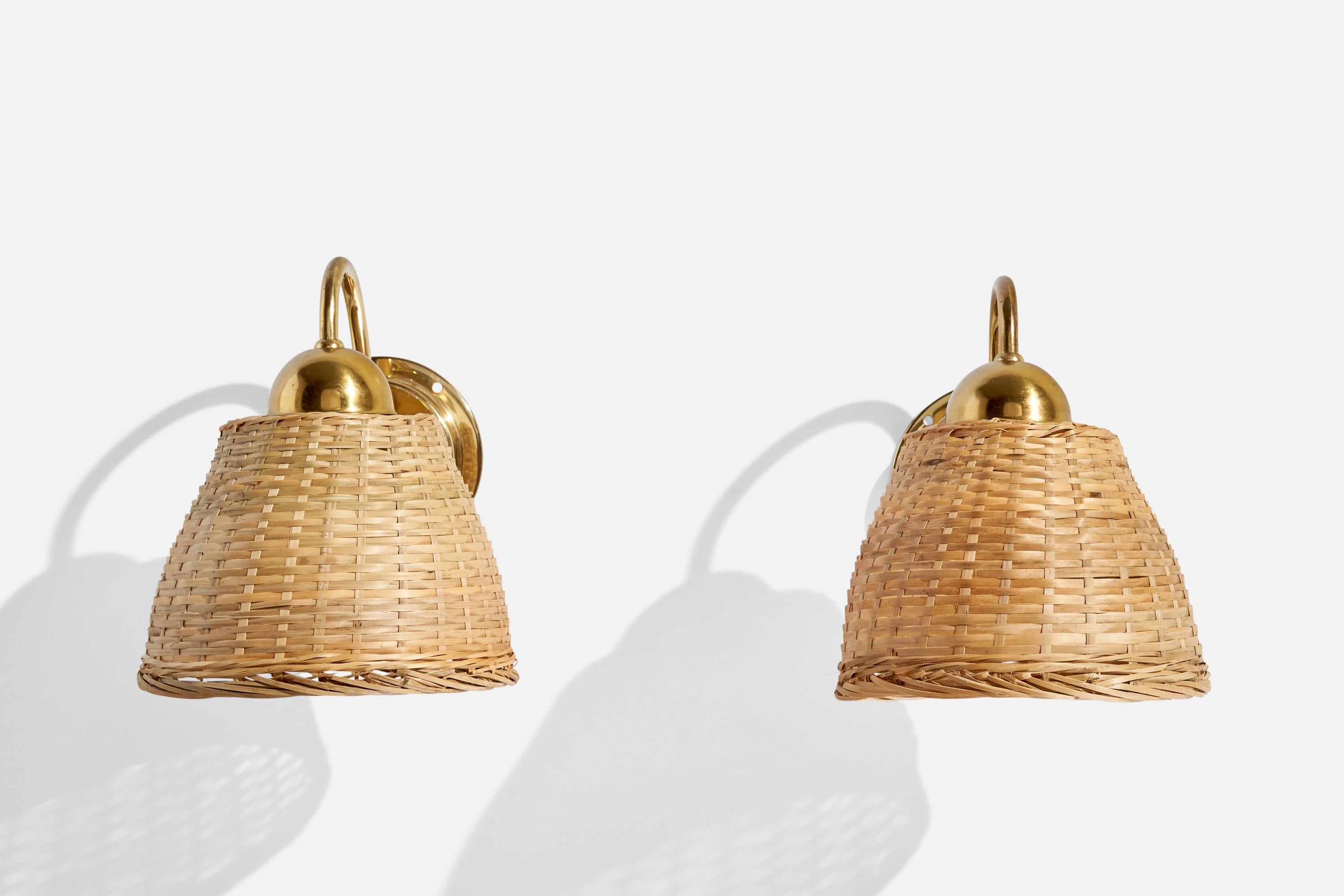 Suédois Ewå Värnamo, Lights, laiton, rotin, Suède, 1970 en vente