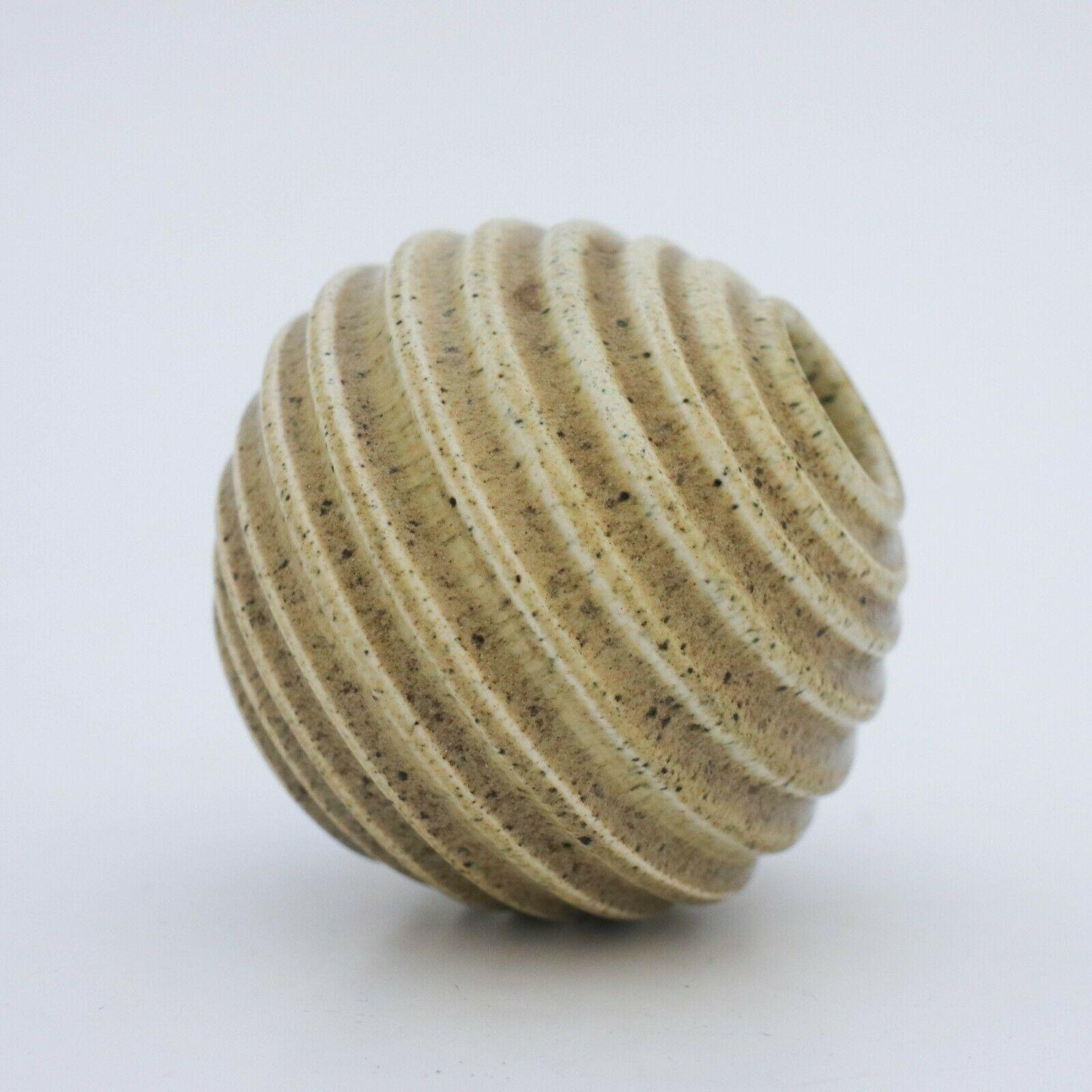 Scandinavian Modern Ewald Dahlskog, Art Deco Globose Vase, Bo Fajans, Sweden, 1930s