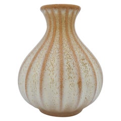 Antique Ewald Dahlskog, Beige Vase, Bo Fajans, Sweden, 1930s