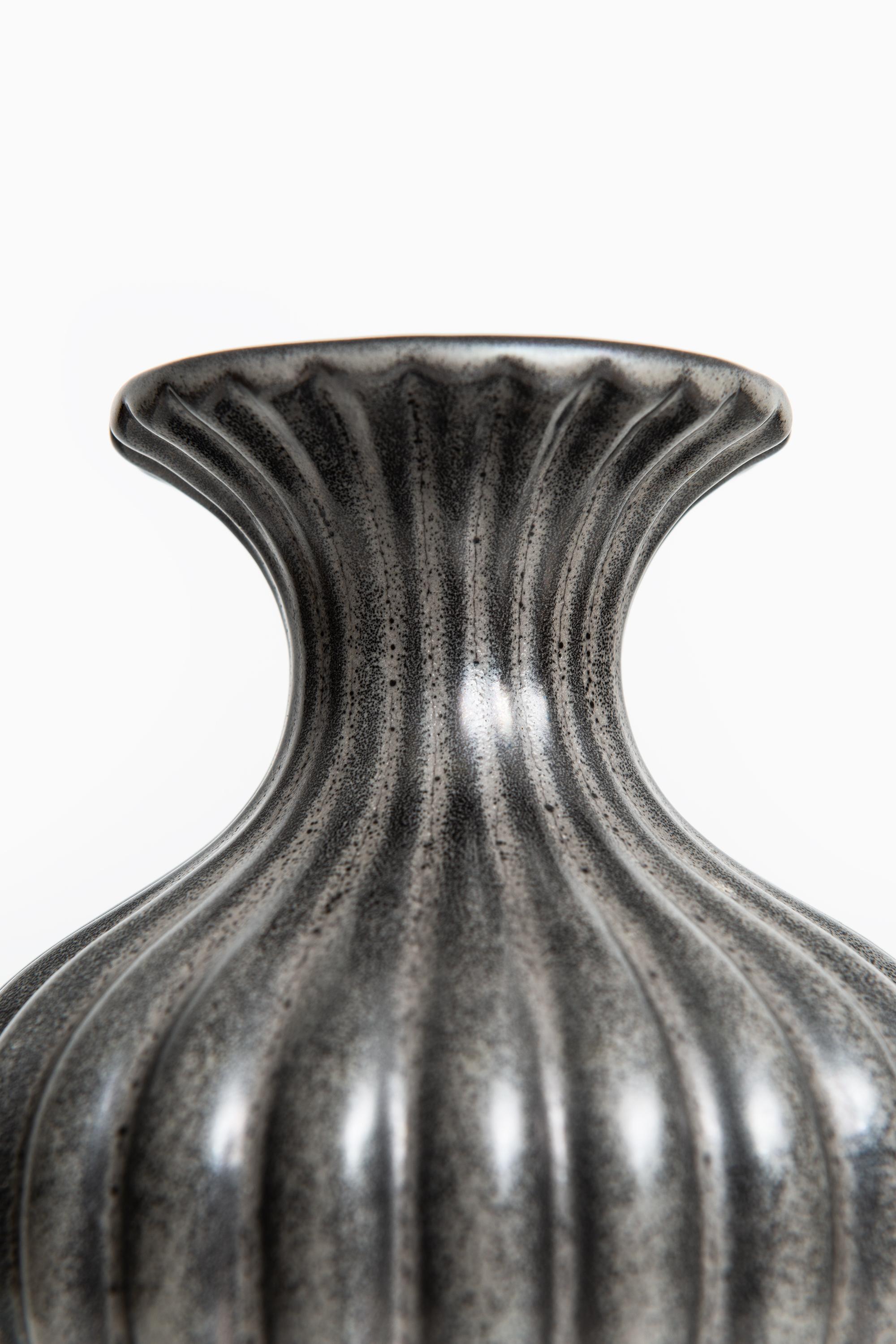 Scandinavian Modern Ewald Dahlskog Ceramic Vase Produced by Bobergs Fajansfabrik in Sweden For Sale