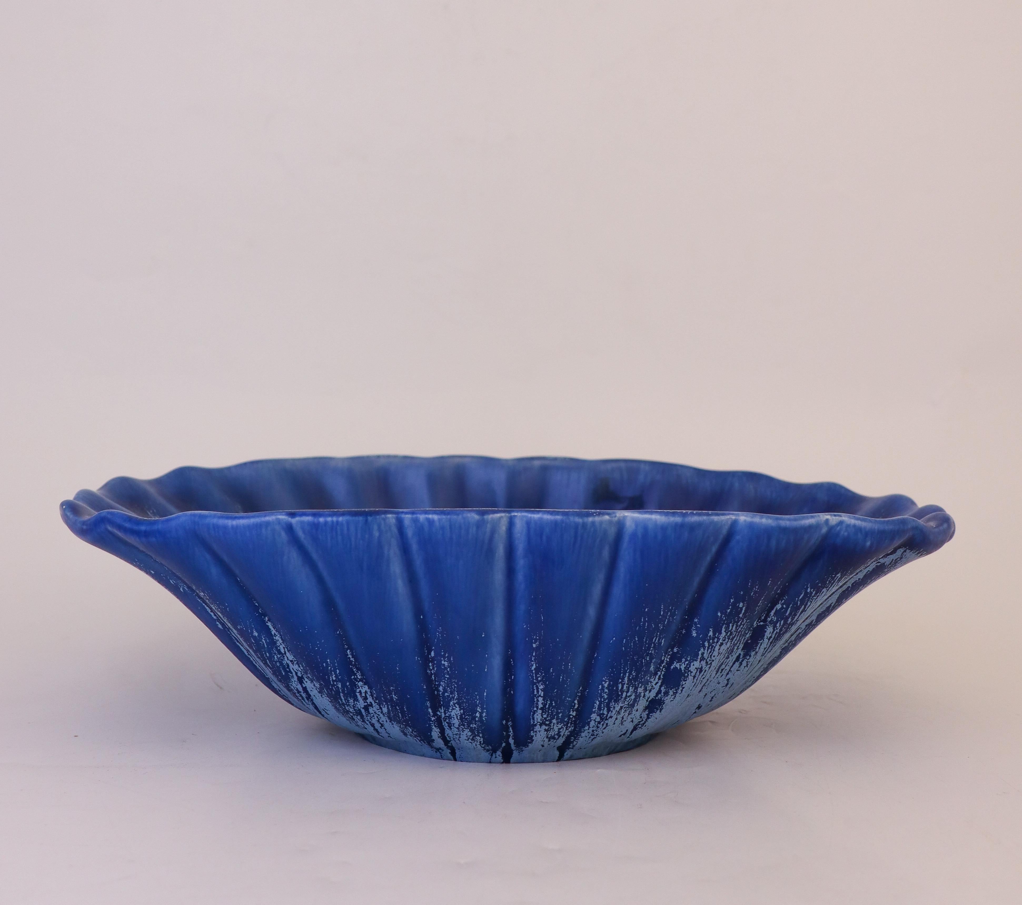 Smaltato Ewald Dahlskog, Ciotola grande blu profondo, Bo Fajans, Svezia, anni '40 in vendita