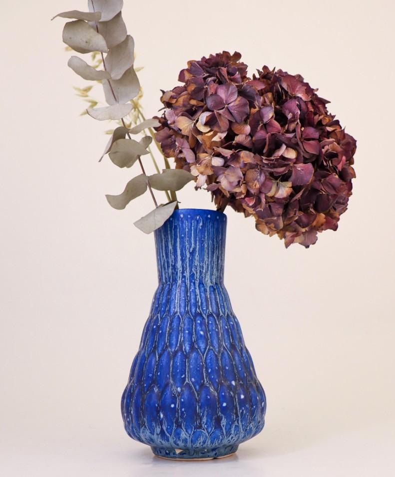 Vernissé Vase bleu profond Ewald Dahlskog pour Bo Fajans, Suède, 1948 en vente