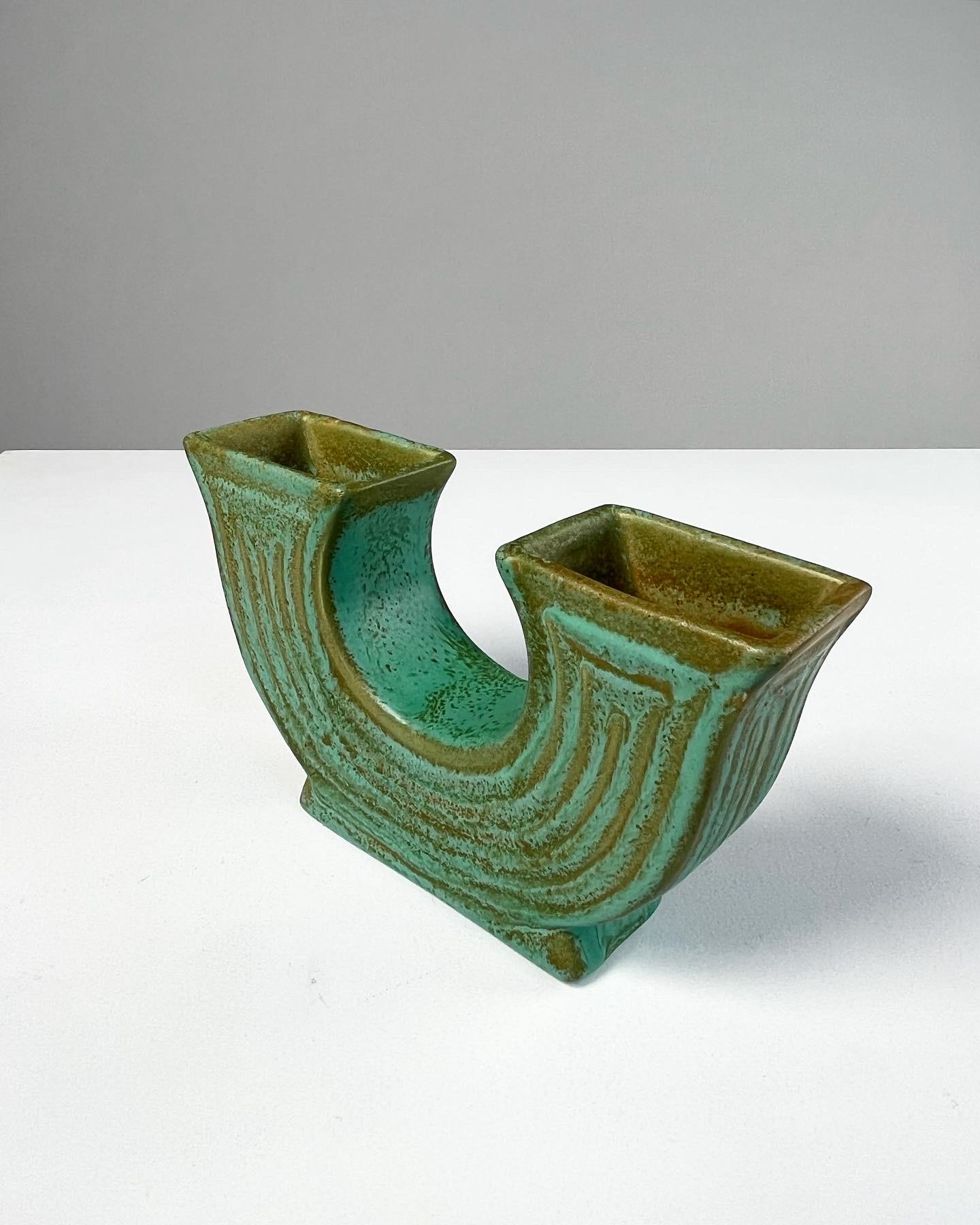 Ewald Dahlskog Double Sided Stoneware Vase Bo Fajans Sweden Smaragd 1938 In Good Condition For Sale In Basel, BS
