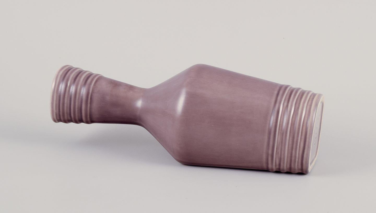 Ewald Dahlskog para Bobergs Fajansfabrik. Gran jarrón de loza. Ca. 1930s Glaseado en venta