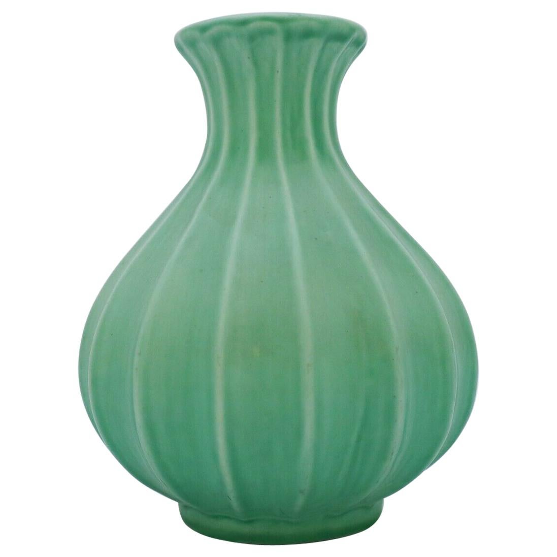 Ewald Dahlskog, Green Vase, Bo Fajans, Sweden, 1930s
