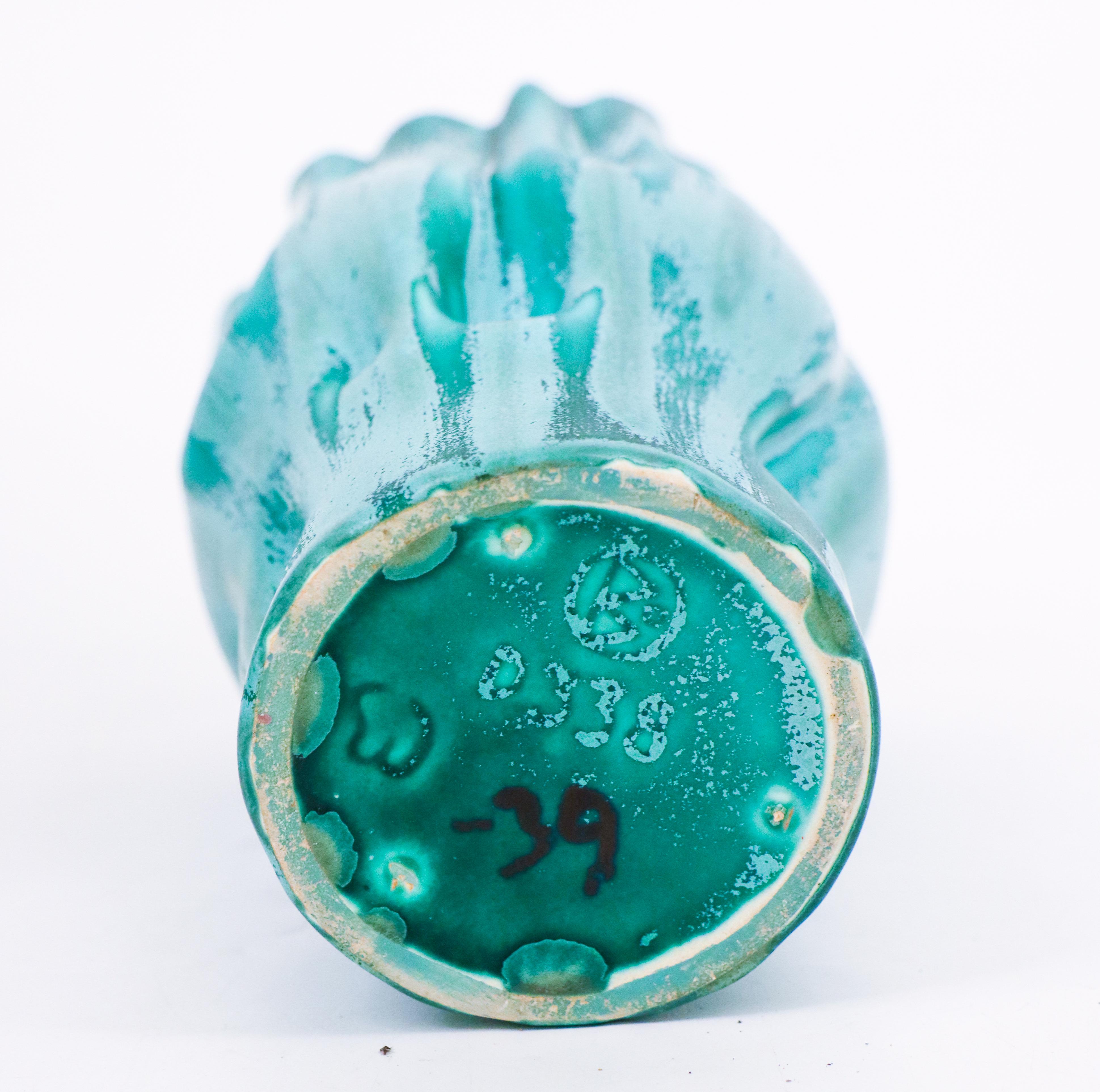 Ceramic Ewald Dahlskog – Lovely shaped Turquoise vase - Bo Fajans Sweden 1930s For Sale