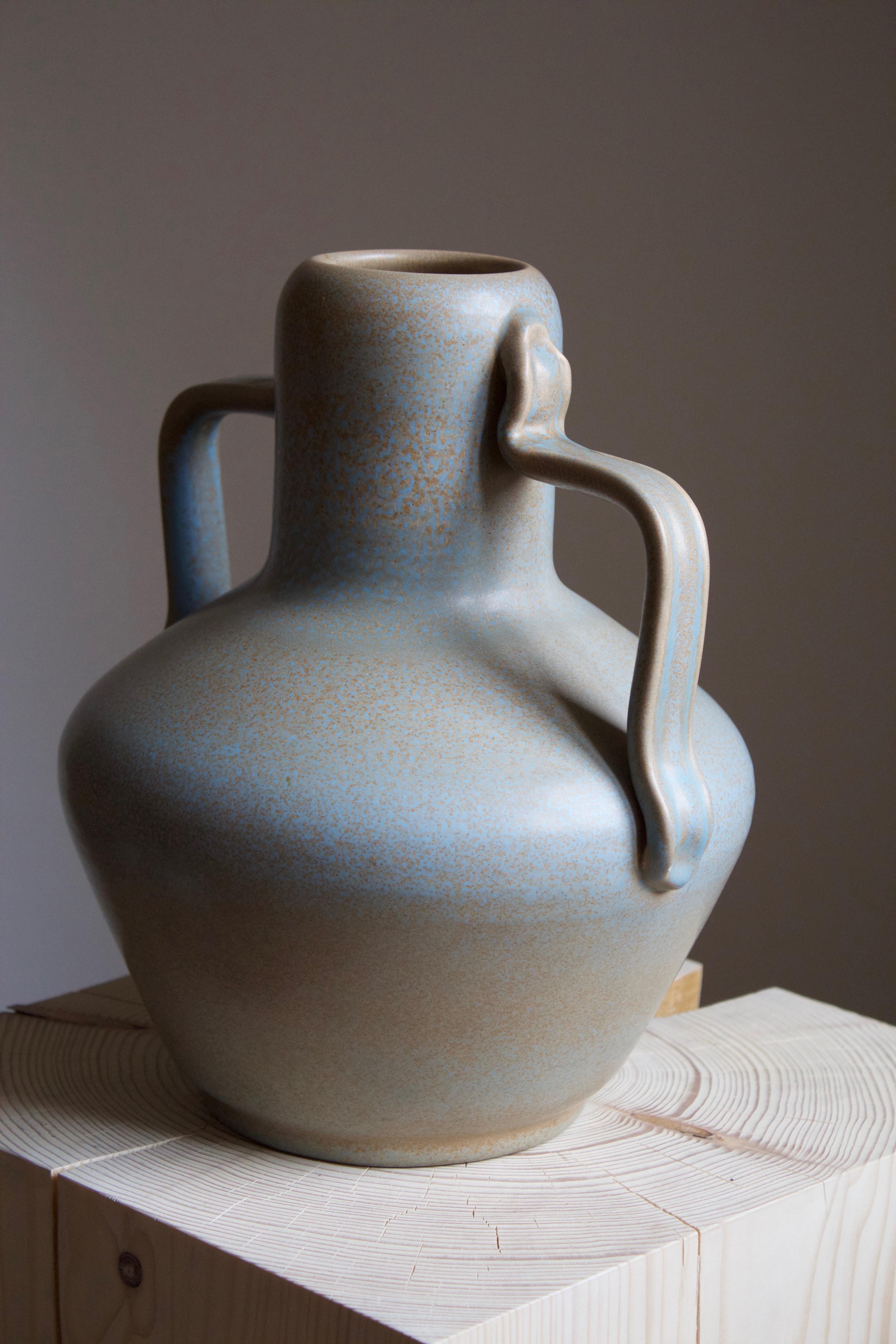 Swedish Ewald Dahlskog, Sizable Vase, Glazed Stoneware, Bo Fajans, Sweden, c. 1937