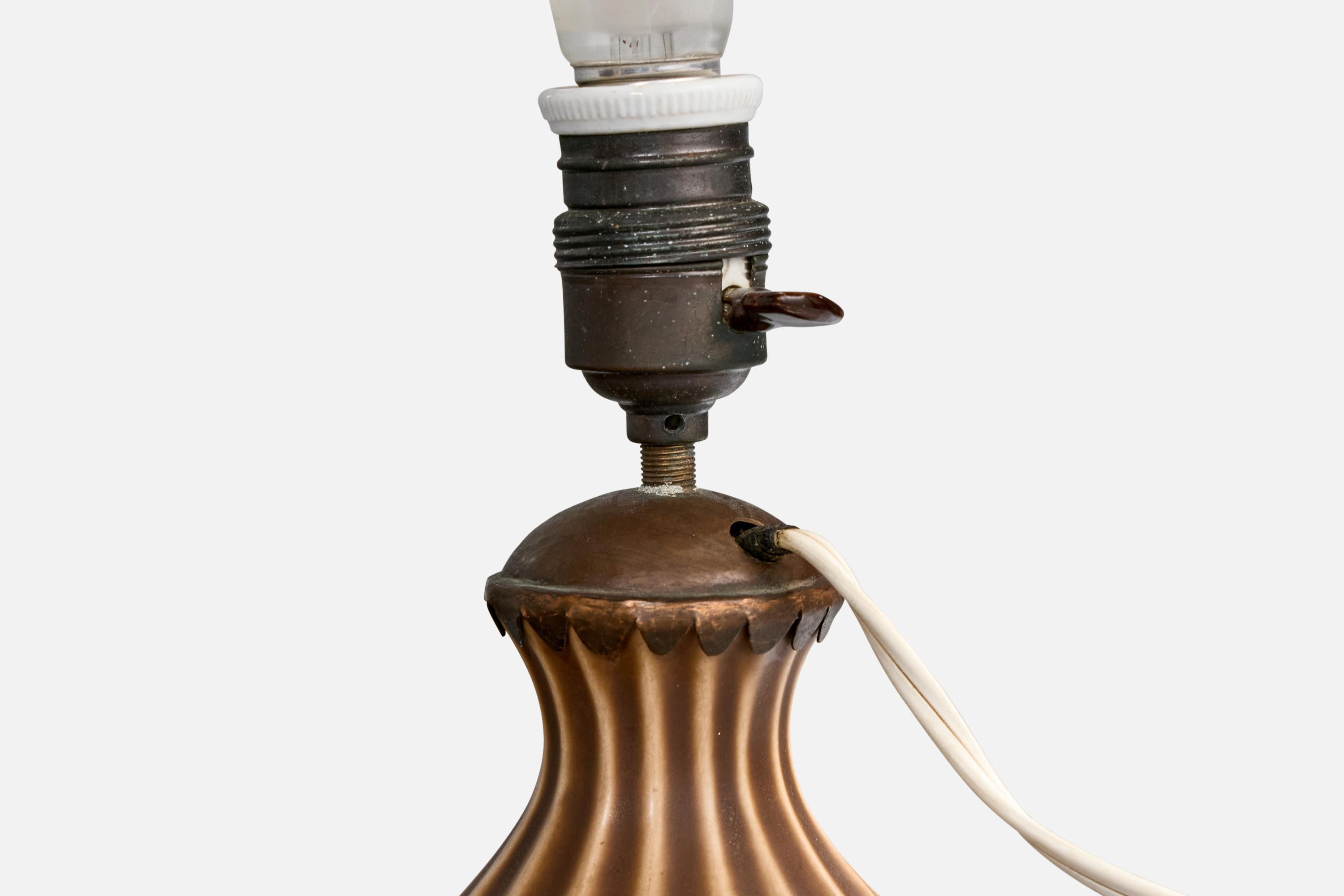 Ewald Dahlskog, Table Lamp, Ceramic, Sweden, 1930s In Good Condition For Sale In High Point, NC