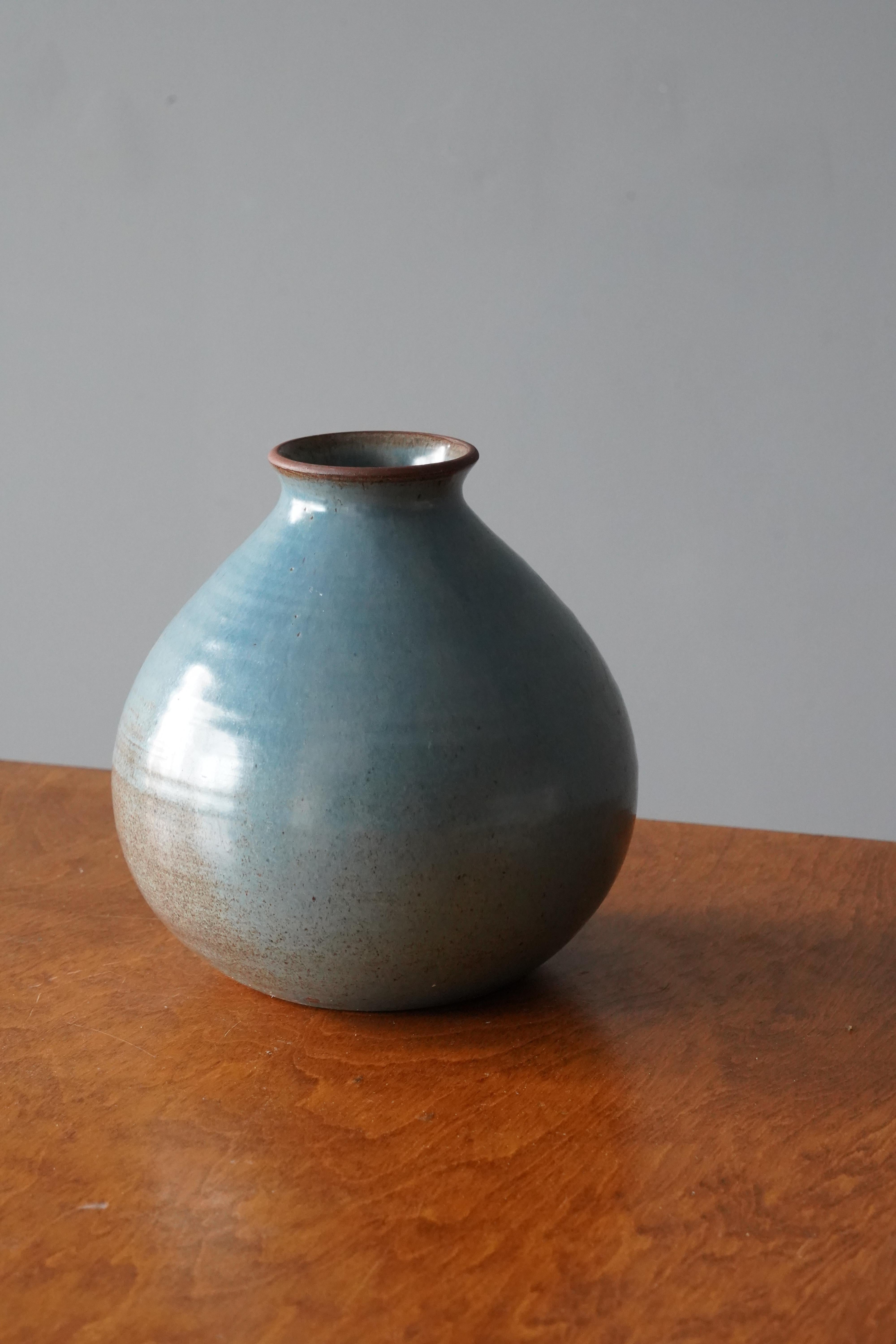 Swedish Ewald Dahlskog, Vase, Brown Blue Glazed Earthenware, Bo Fajans, Sweden, 1930s